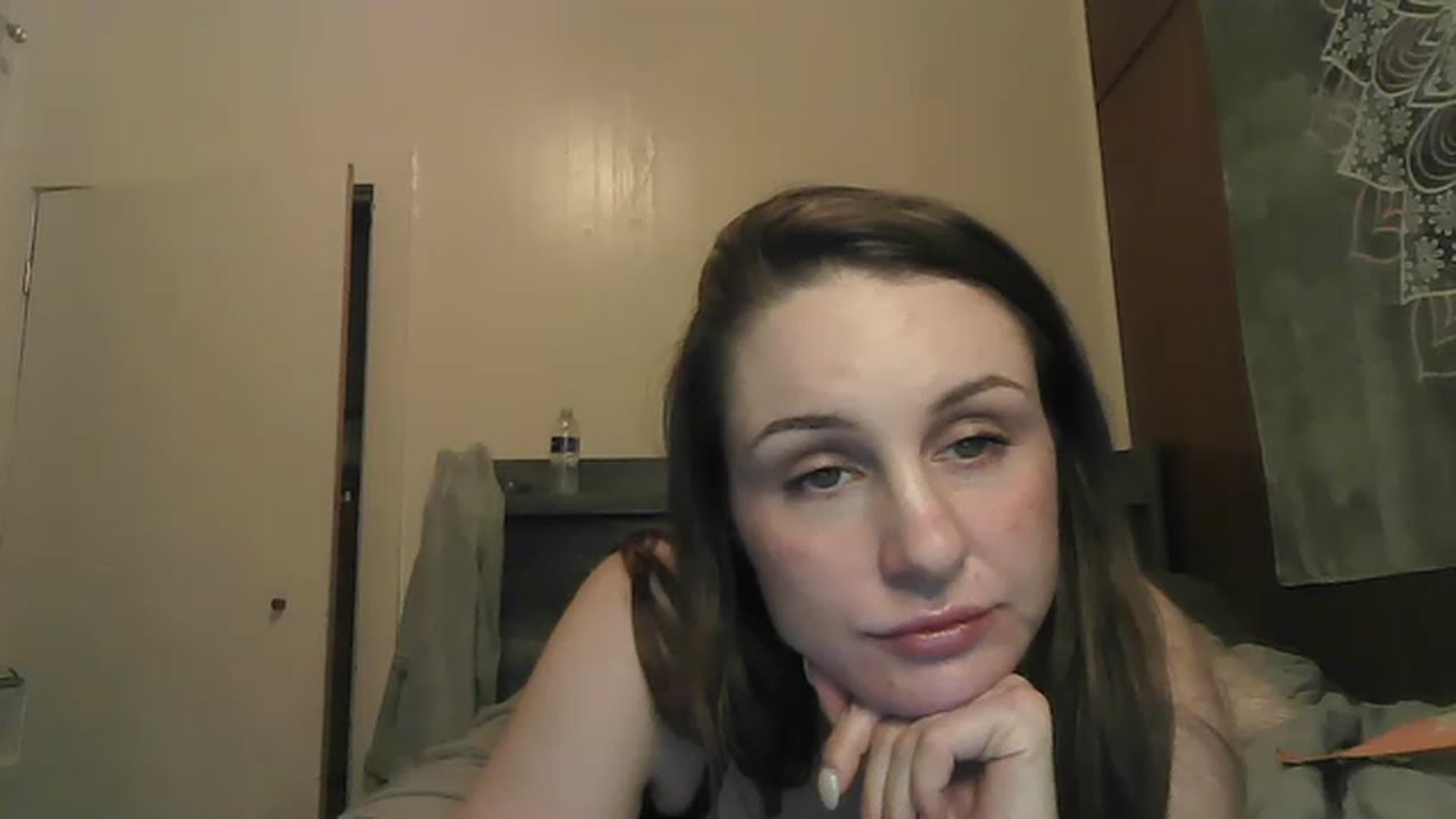 Gallery image thumbnail from TessaJaneXO's myfreecams stream on, 05/08/2023, 08:11 image 14 of 20