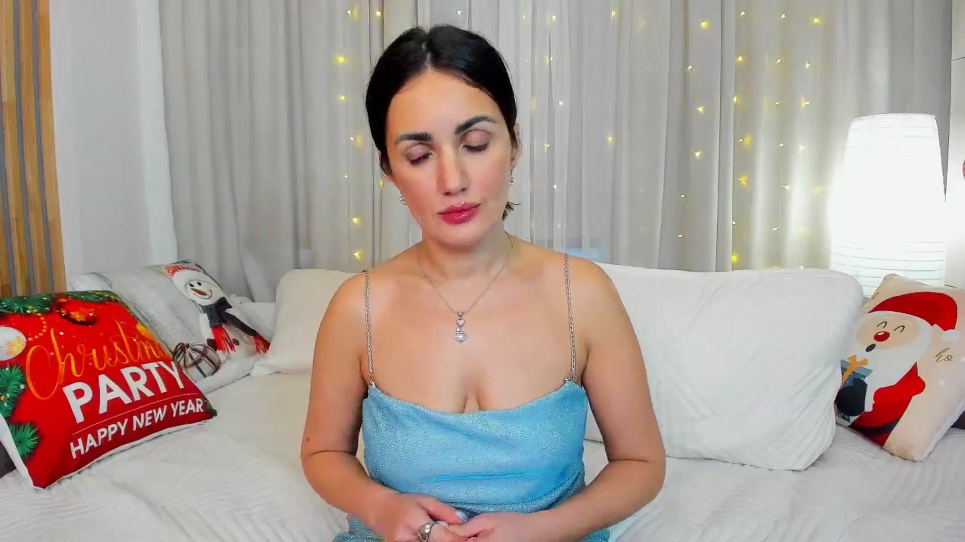 Gallery image thumbnail from TessaXXXPosh's myfreecams stream on, 12/26/2024, 10:57 image 14 of 20