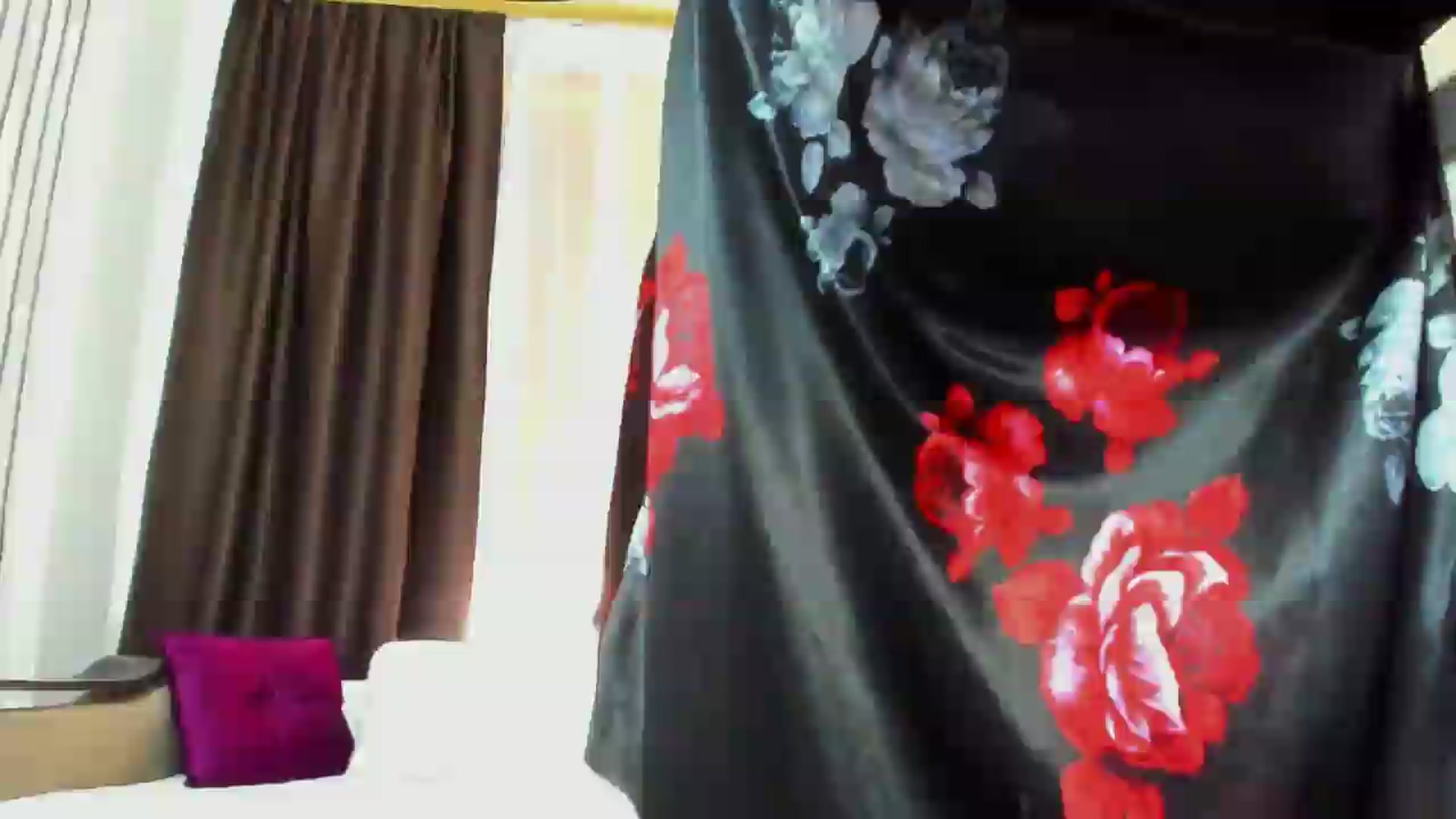 Gallery image thumbnail from TessaXXXPosh's myfreecams stream on, 06/25/2026, 07:28 image 6 of 20
