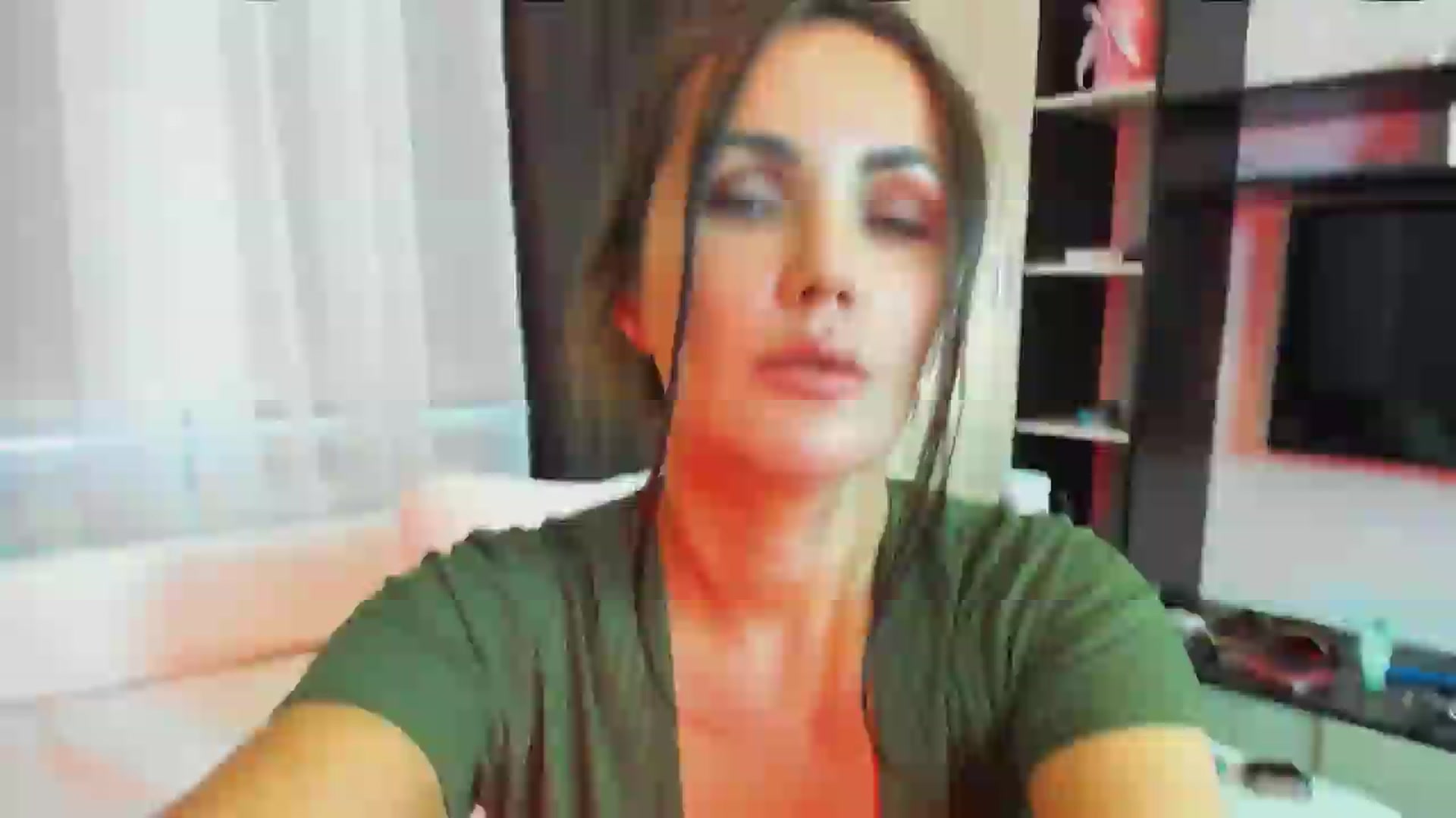 Gallery image thumbnail from TessaXXXPosh's myfreecams stream on, 07/07/2026, 10:40 image 15 of 20