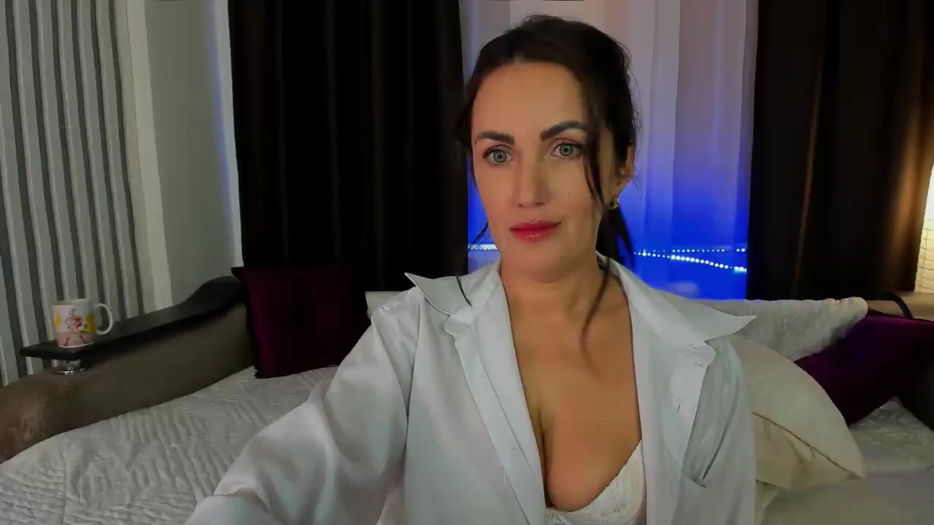 Gallery image thumbnail from TessaXXXPosh's myfreecams stream on, 07/10/2026, 09:55 image 13 of 20