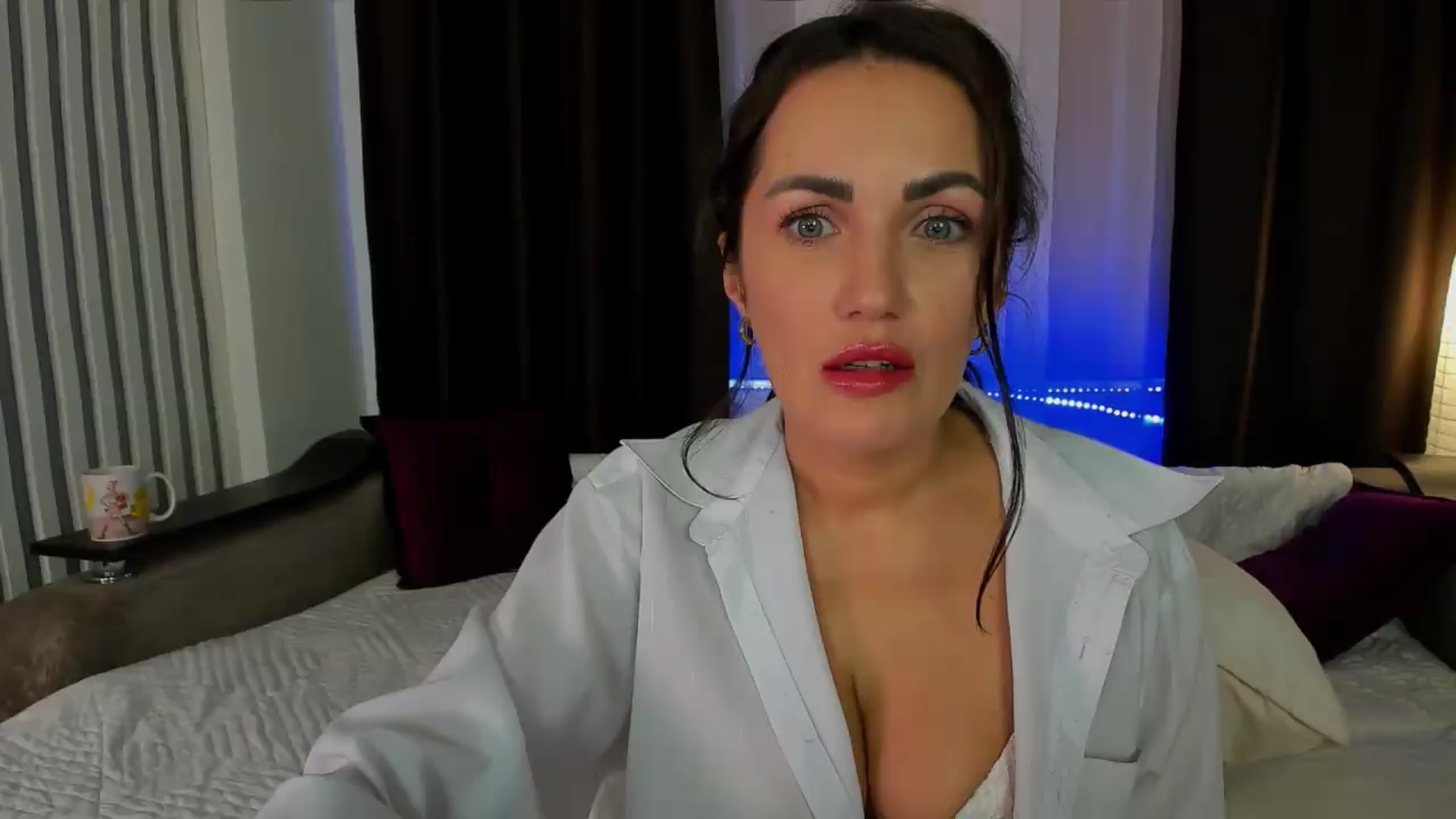 Gallery image thumbnail from TessaXXXPosh's myfreecams stream on, 07/10/2026, 09:55 image 18 of 20