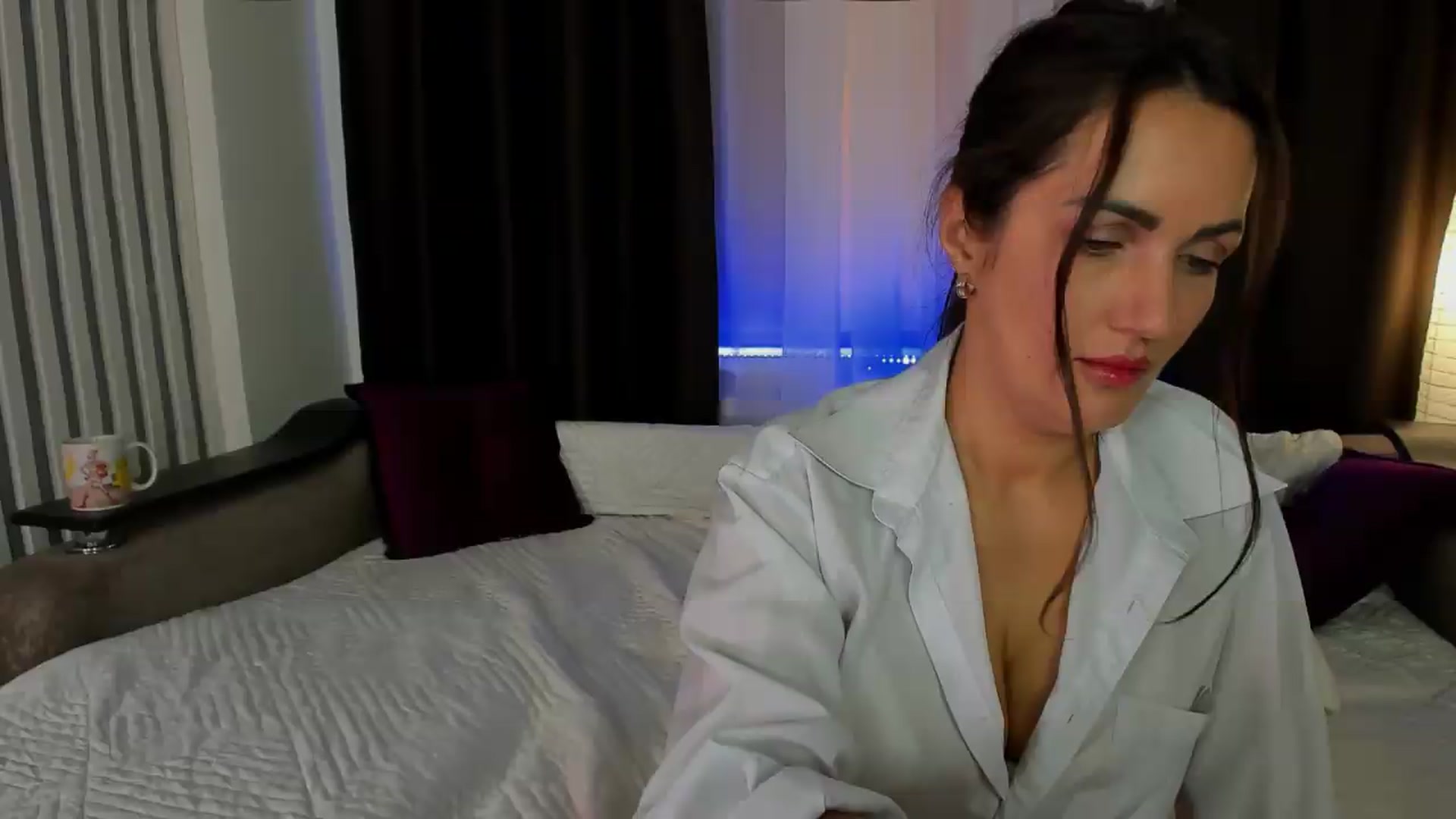 Gallery image thumbnail from TessaXXXPosh's myfreecams stream on, 07/10/2026, 10:29 image 3 of 20