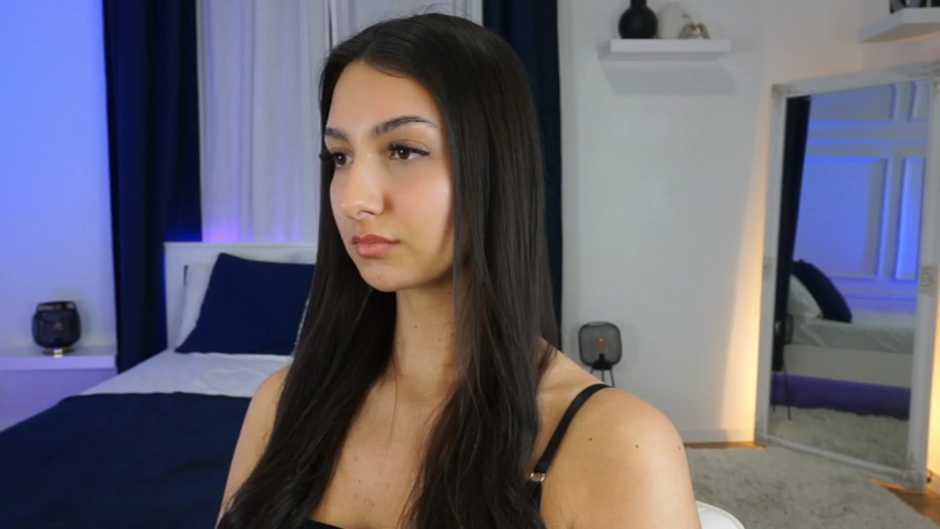 Gallery image thumbnail from Tessa_Quin's myfreecams stream on, 01/17/2026, 15:47 image 8 of 20