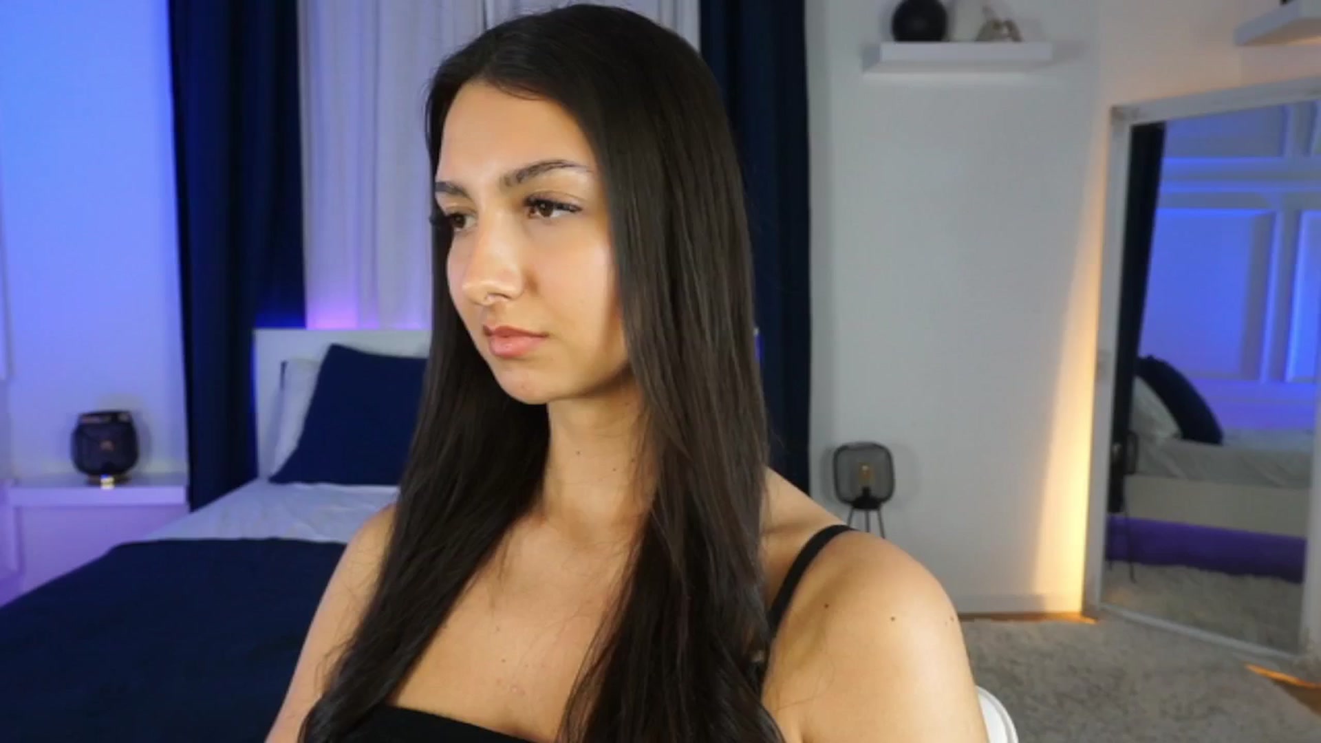 Gallery image thumbnail from Tessa_Quin's myfreecams stream on, 01/17/2026, 15:47 image 9 of 20
