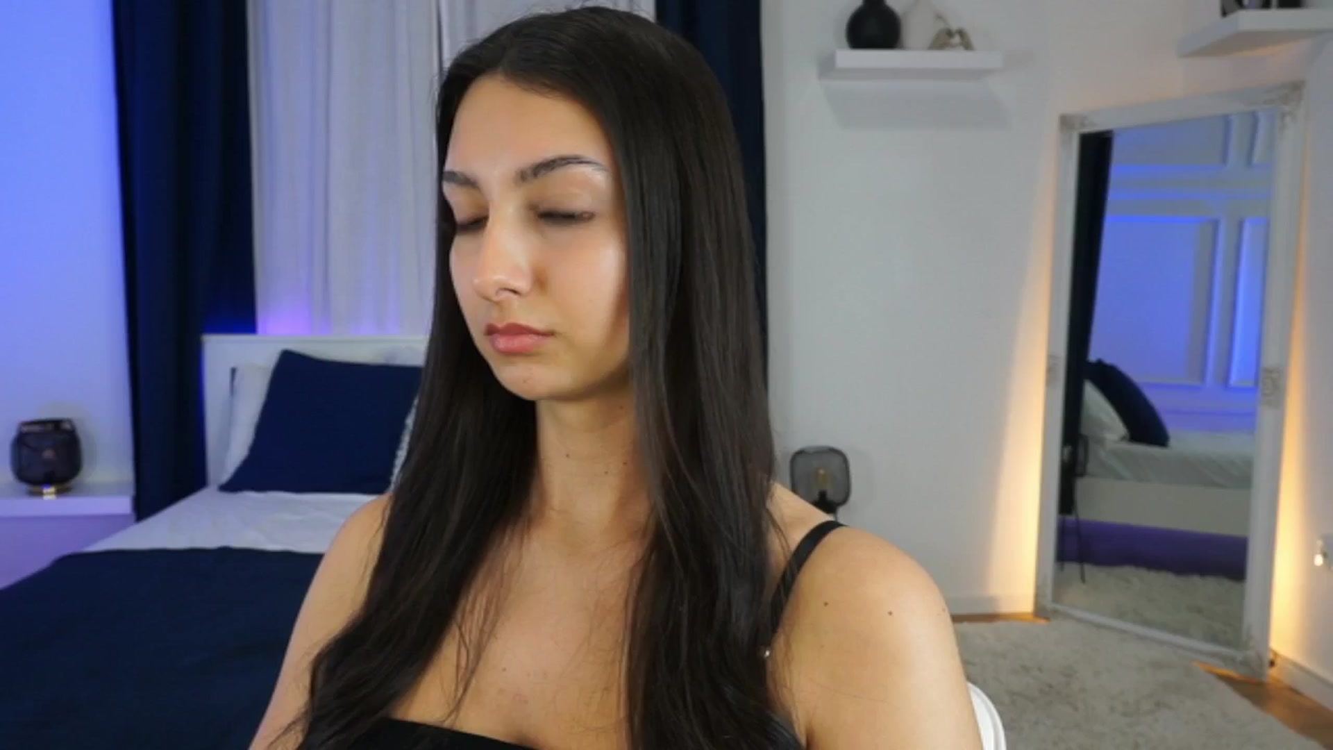 Gallery image thumbnail from Tessa_Quin's myfreecams stream on, 01/17/2026, 15:47 image 1 of 20