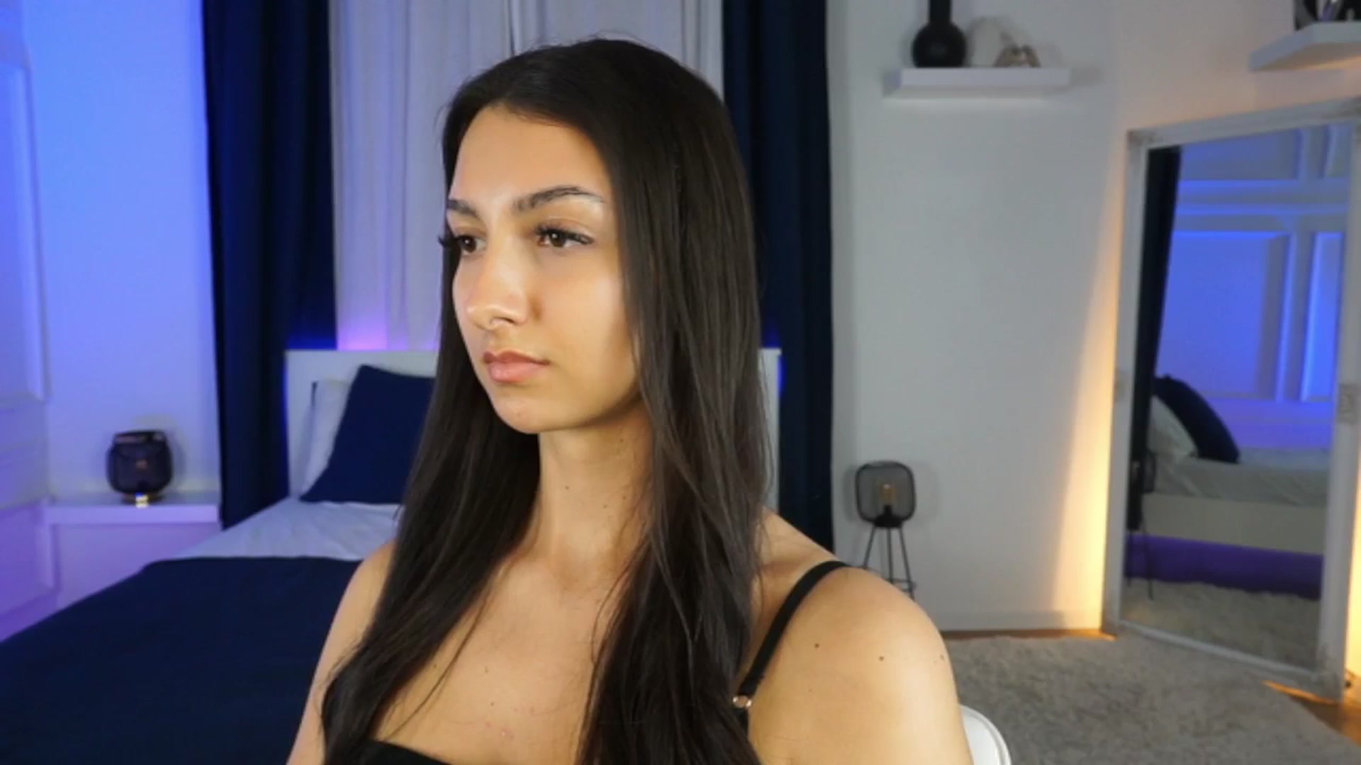 Gallery image thumbnail from Tessa_Quin's myfreecams stream on, 01/17/2026, 18:02 image 3 of 20