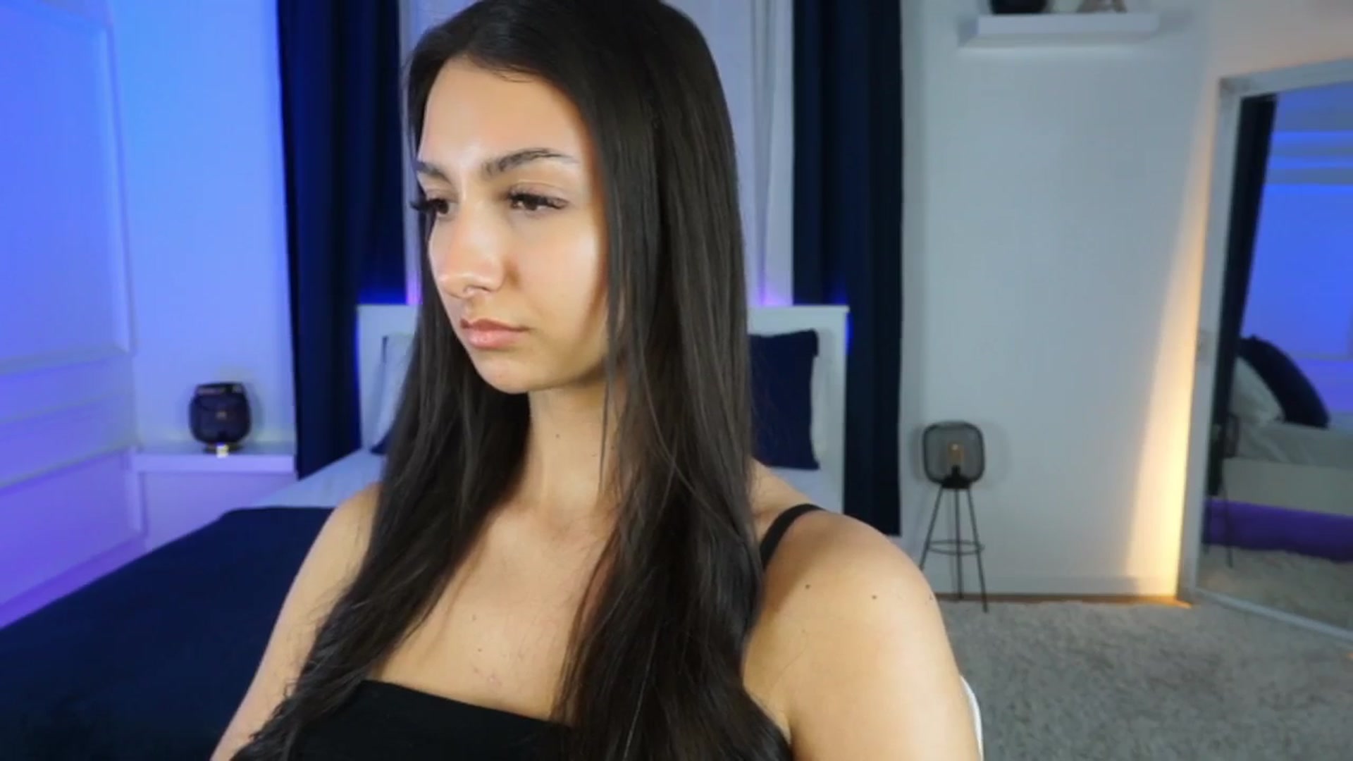 Gallery image thumbnail from Tessa_Quin's myfreecams stream on, 01/17/2026, 18:02 image 14 of 20