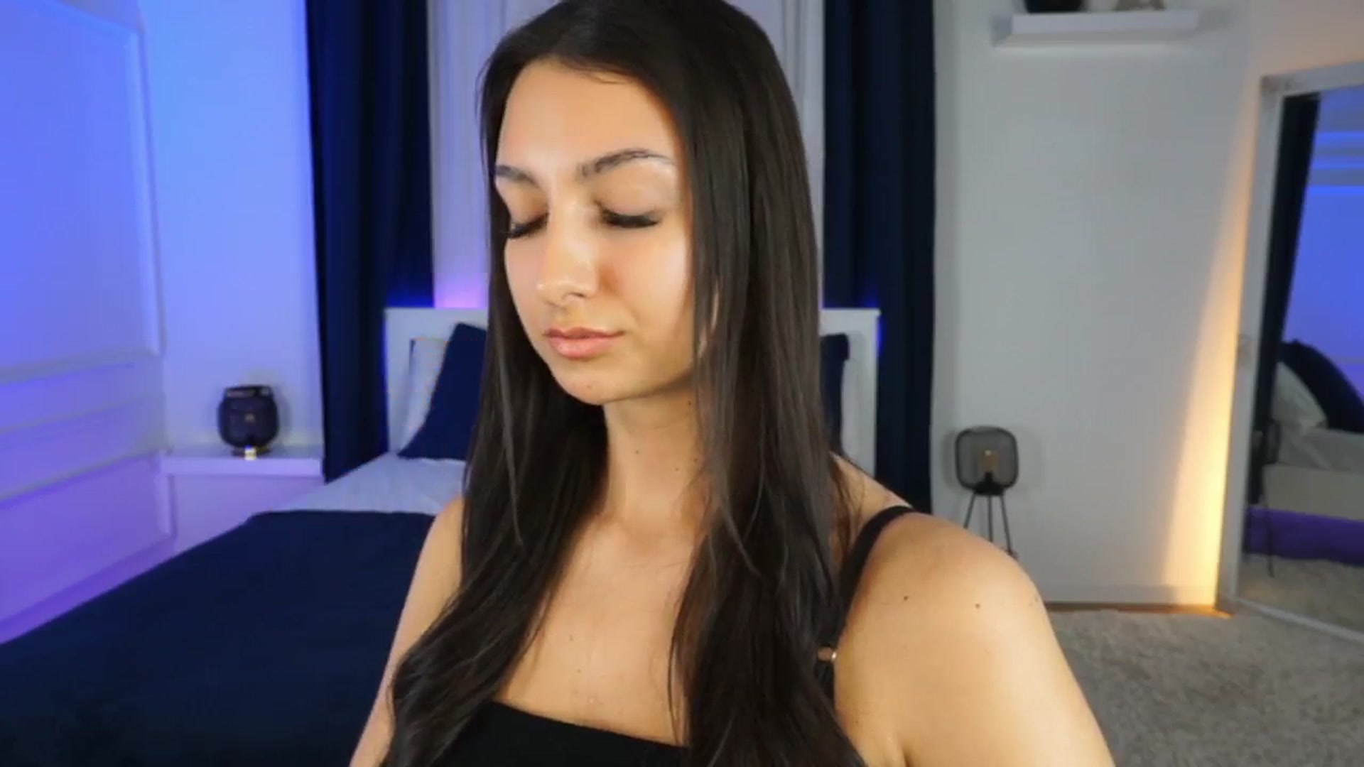 Gallery image thumbnail from Tessa_Quin's myfreecams stream on, 01/17/2026, 18:02 image 9 of 20