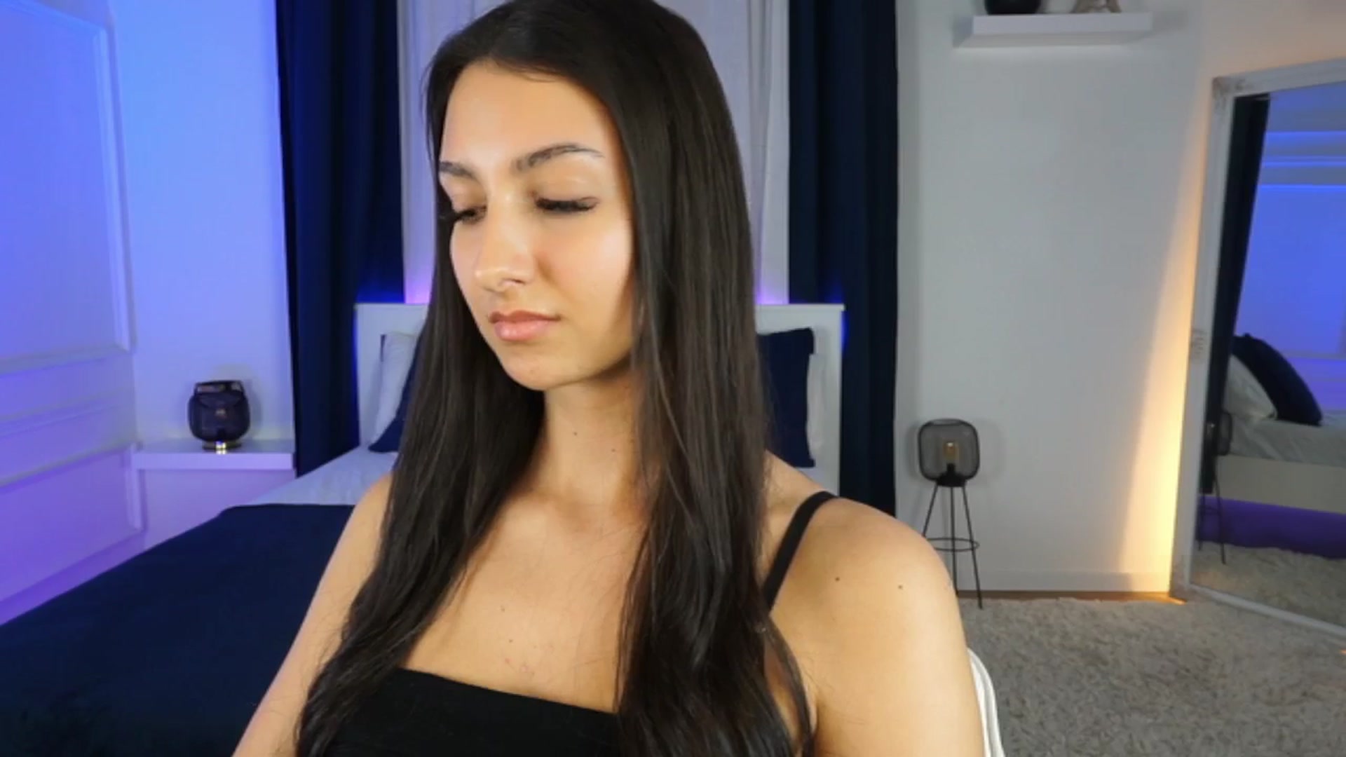 Gallery image thumbnail from Tessa_Quin's myfreecams stream on, 01/17/2026, 18:02 image 13 of 20