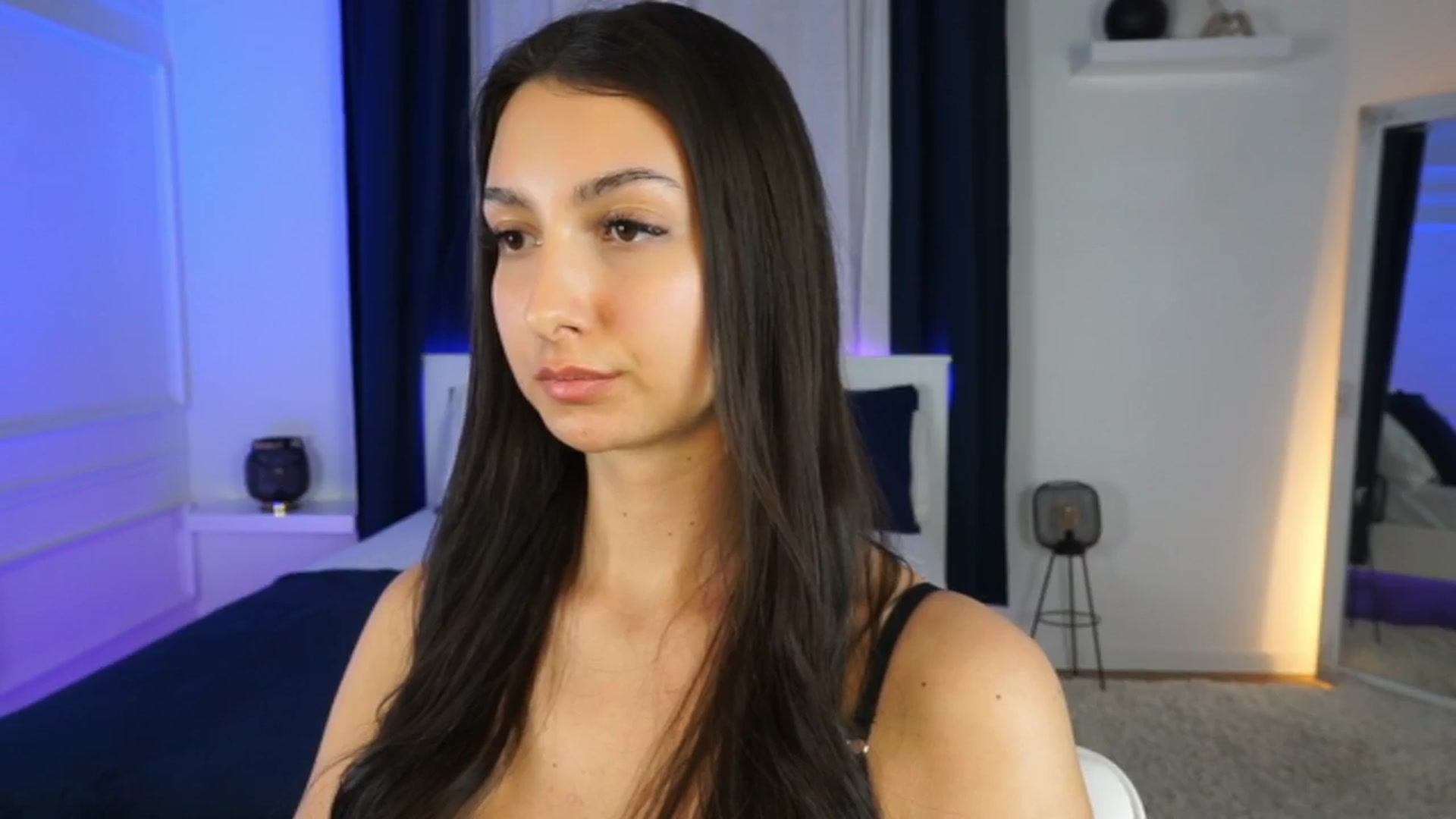 Gallery image thumbnail from Tessa_Quin's myfreecams stream on, 01/17/2026, 19:51 image 20 of 20