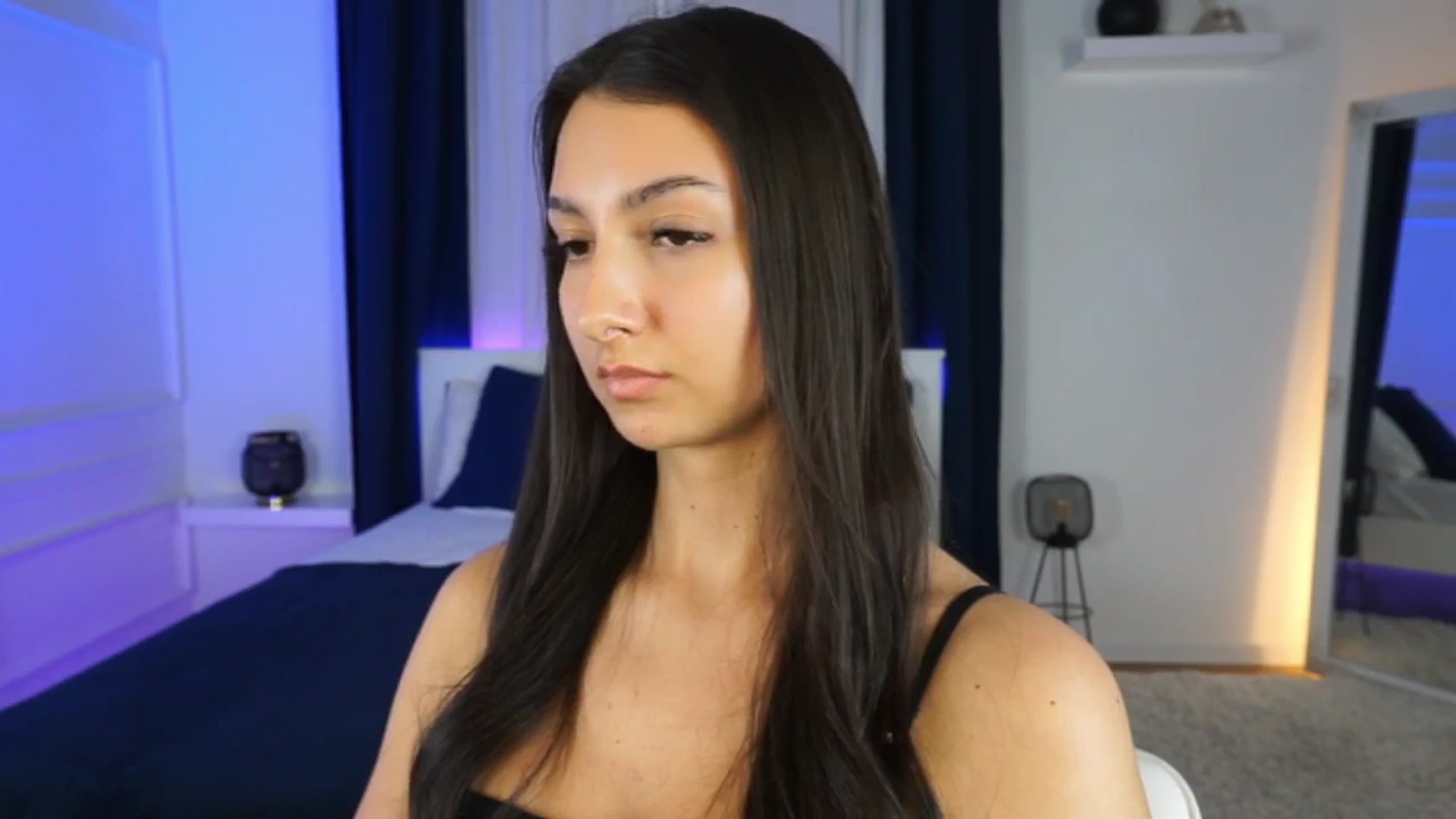 Gallery image thumbnail from Tessa_Quin's myfreecams stream on, 01/17/2026, 19:51 image 14 of 20