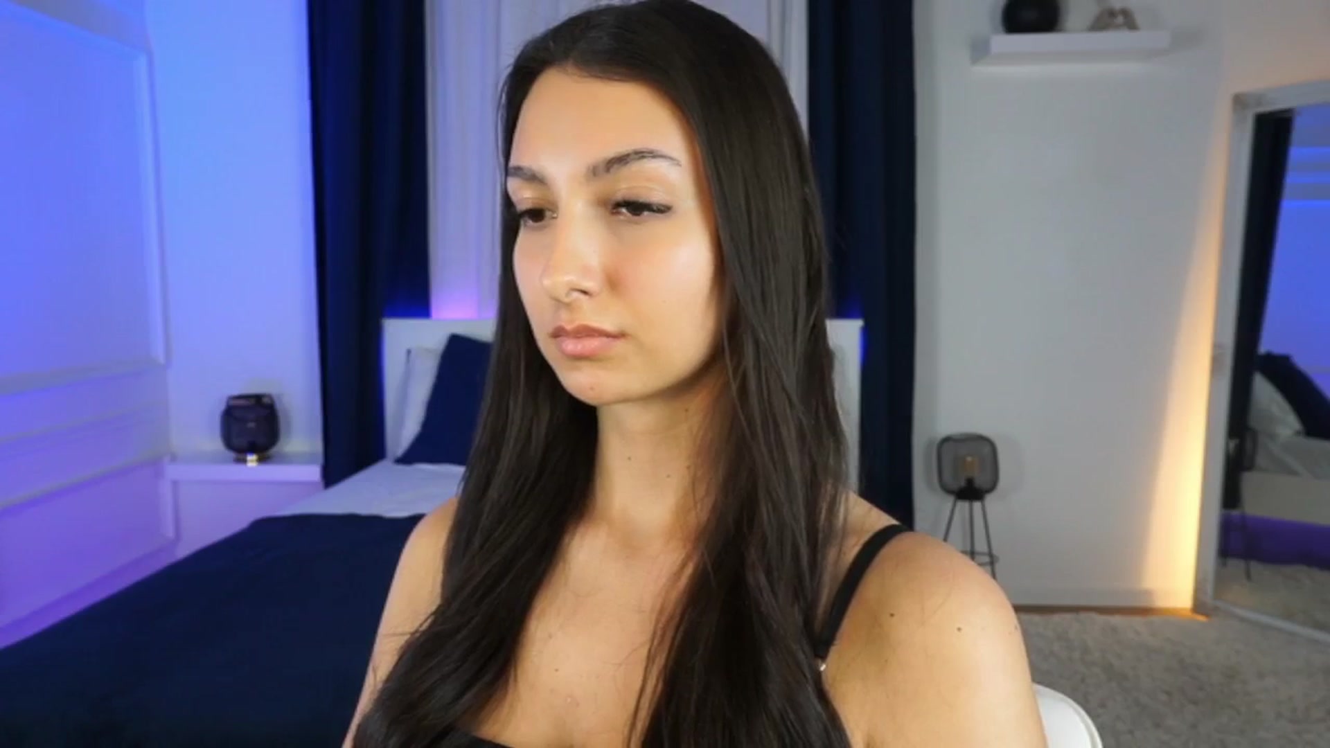 Gallery image thumbnail from Tessa_Quin's myfreecams stream on, 01/17/2026, 19:51 image 12 of 20