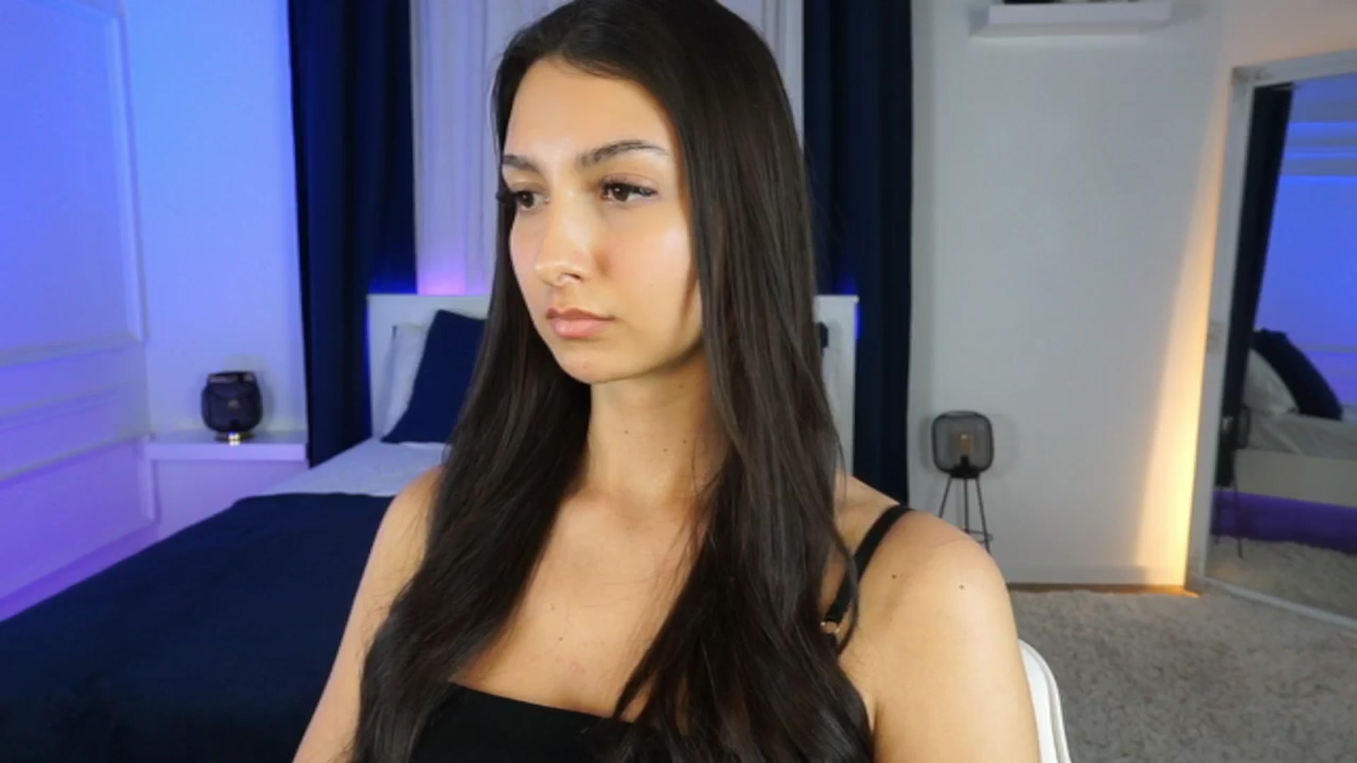 Gallery image thumbnail from Tessa_Quin's myfreecams stream on, 01/17/2026, 19:51 image 8 of 20