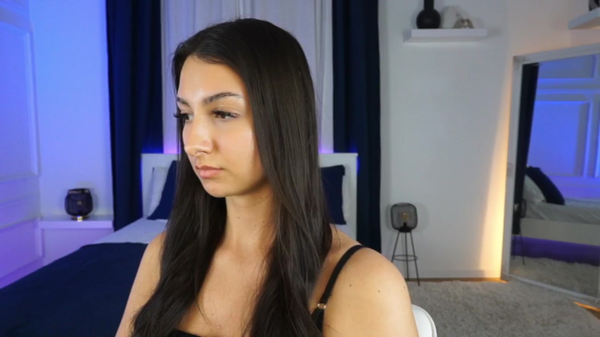 Gallery image thumbnail from Tessa_Quin's myfreecams stream on, 01/17/2026, 19:51 image 3 of 20