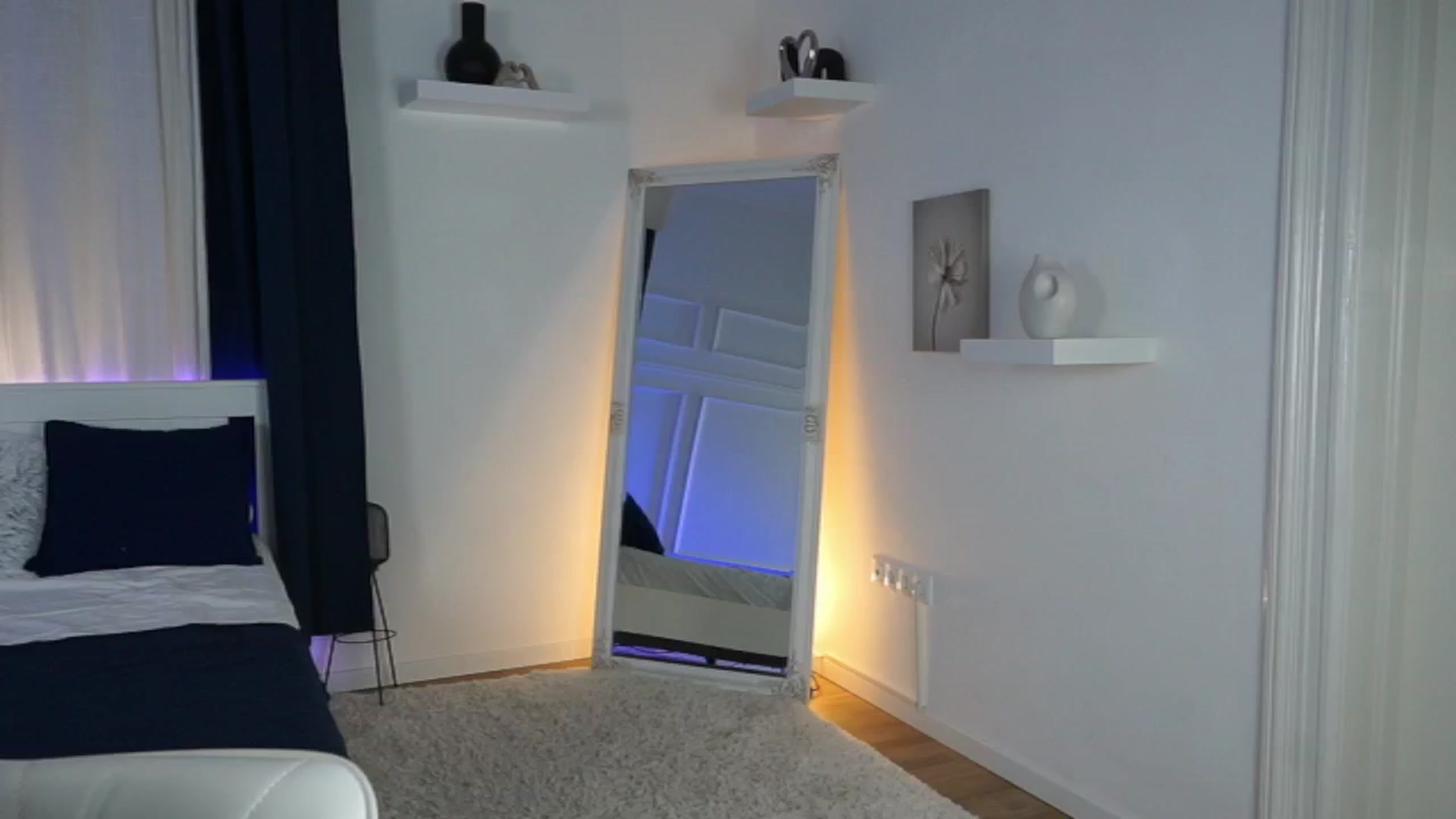 Gallery image thumbnail from Tessa_Quin's myfreecams stream on, 01/21/2026, 17:16 image 6 of 20