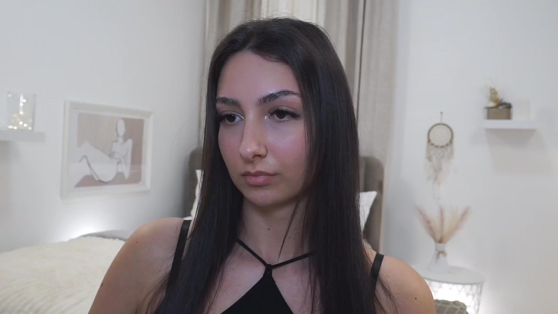 Gallery image thumbnail from Tessa_Quin's myfreecams stream on, 02/02/2026, 20:25 image 1 of 20