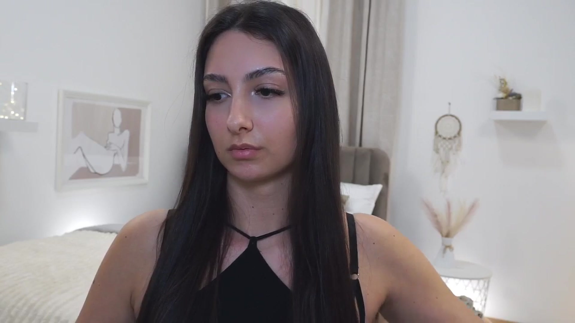 Gallery image thumbnail from Tessa_Quin's myfreecams stream on, 02/02/2026, 20:25 image 5 of 20