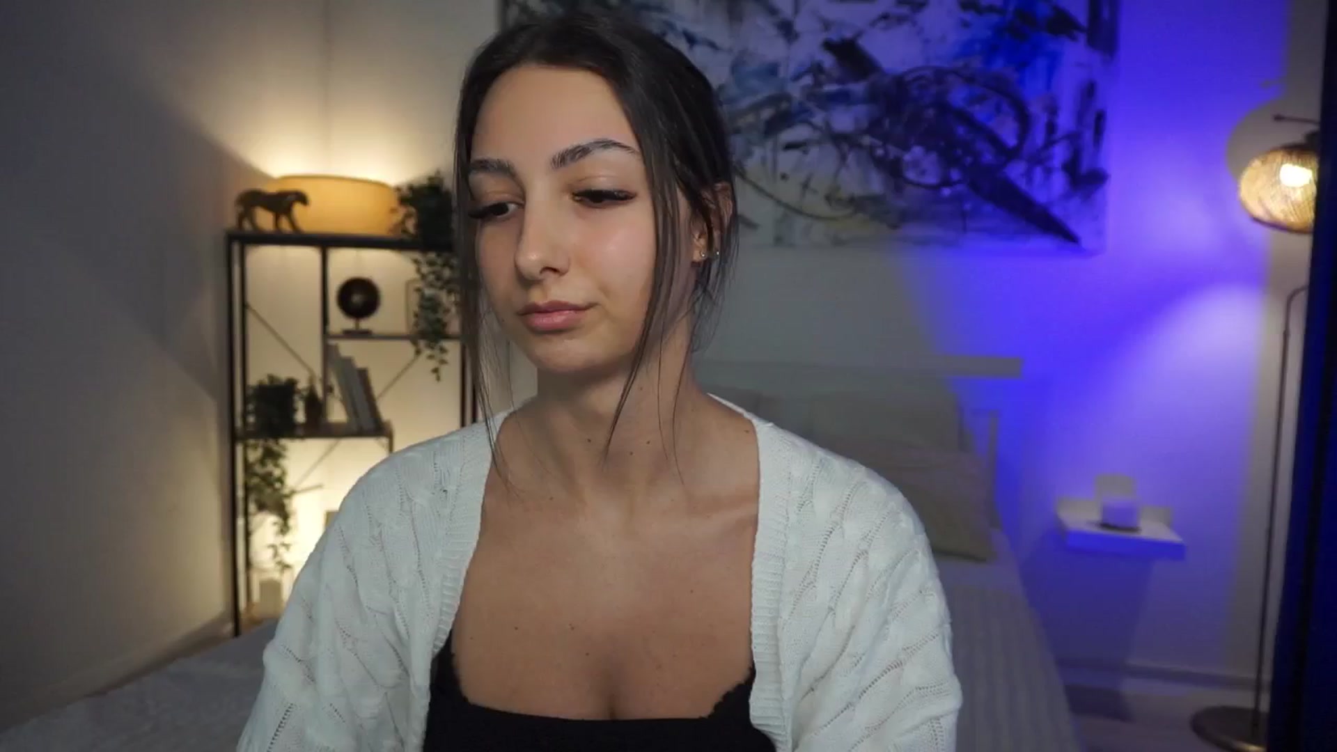 Gallery image thumbnail from Tessa_Quin's myfreecams stream on, 02/03/2026, 15:19 image 3 of 20