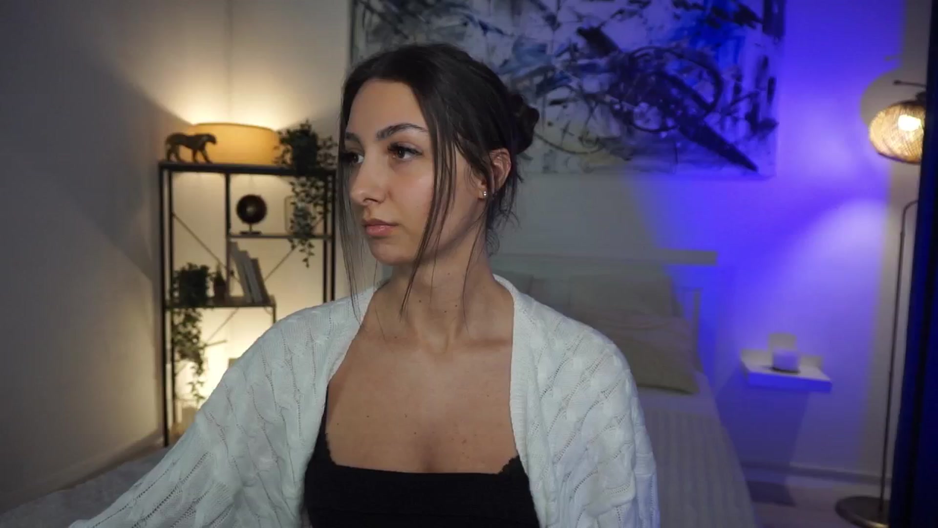Gallery image thumbnail from Tessa_Quin's myfreecams stream on, 02/03/2026, 15:19 image 4 of 20