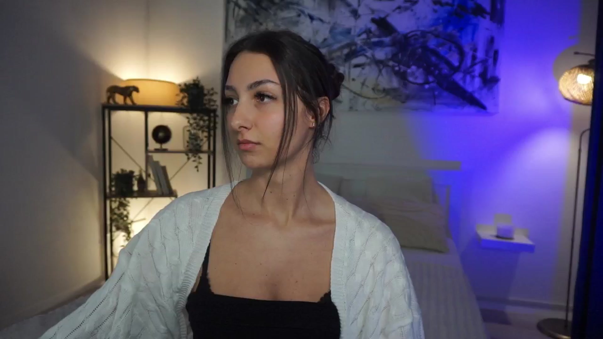 Gallery image thumbnail from Tessa_Quin's myfreecams stream on, 02/03/2026, 15:19 image 5 of 20