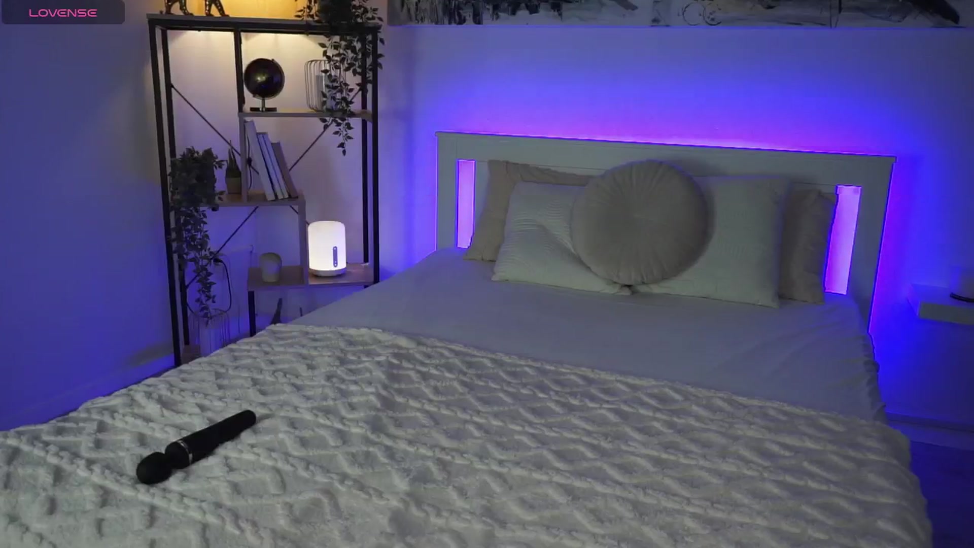 Gallery image thumbnail from Tessa_Quin's myfreecams stream on, 02/21/2026, 17:06 image 5 of 20
