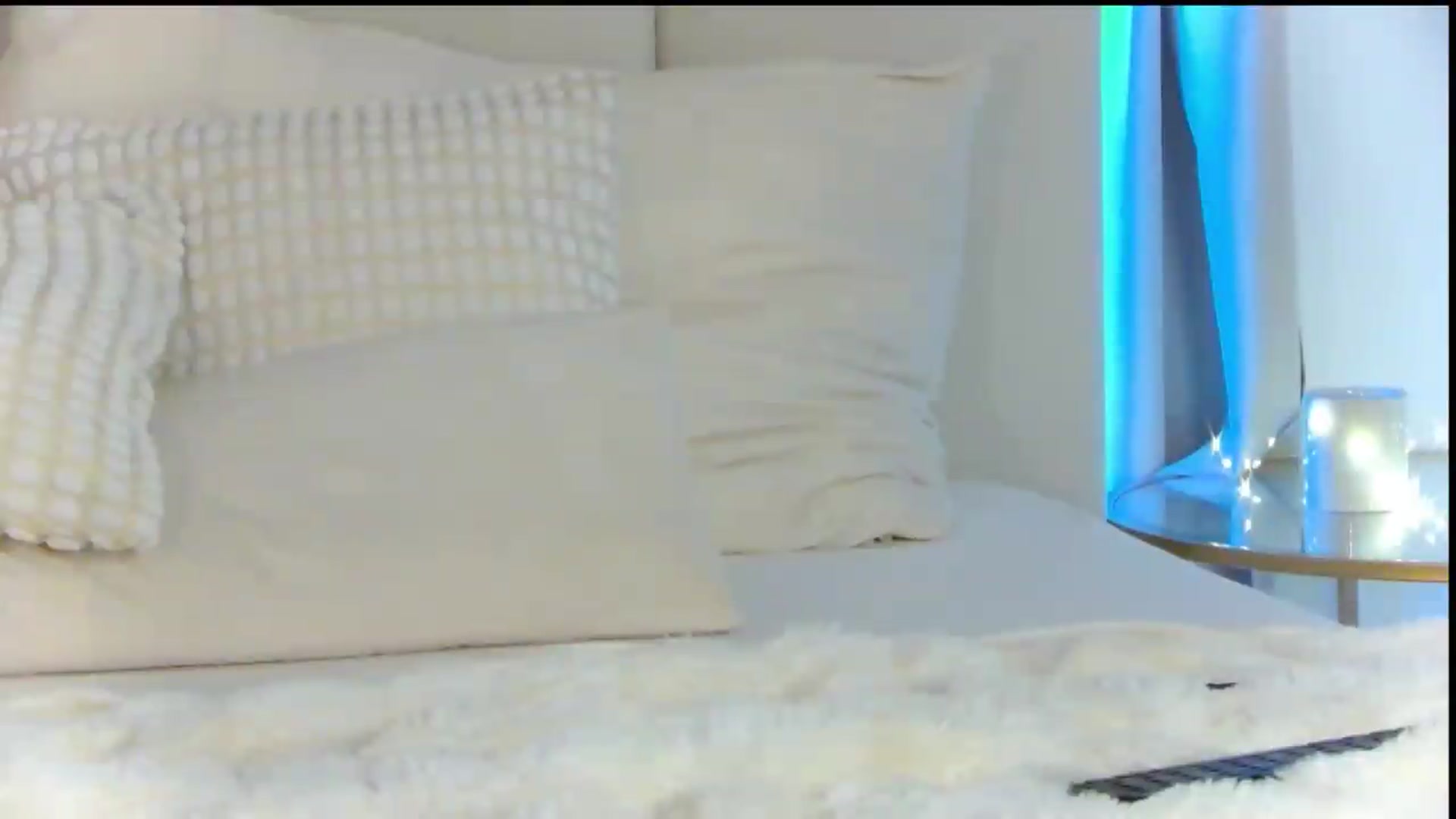 Gallery image thumbnail from Tessa_Quin's myfreecams stream on, 09/20/2026, 19:04 image 15 of 20