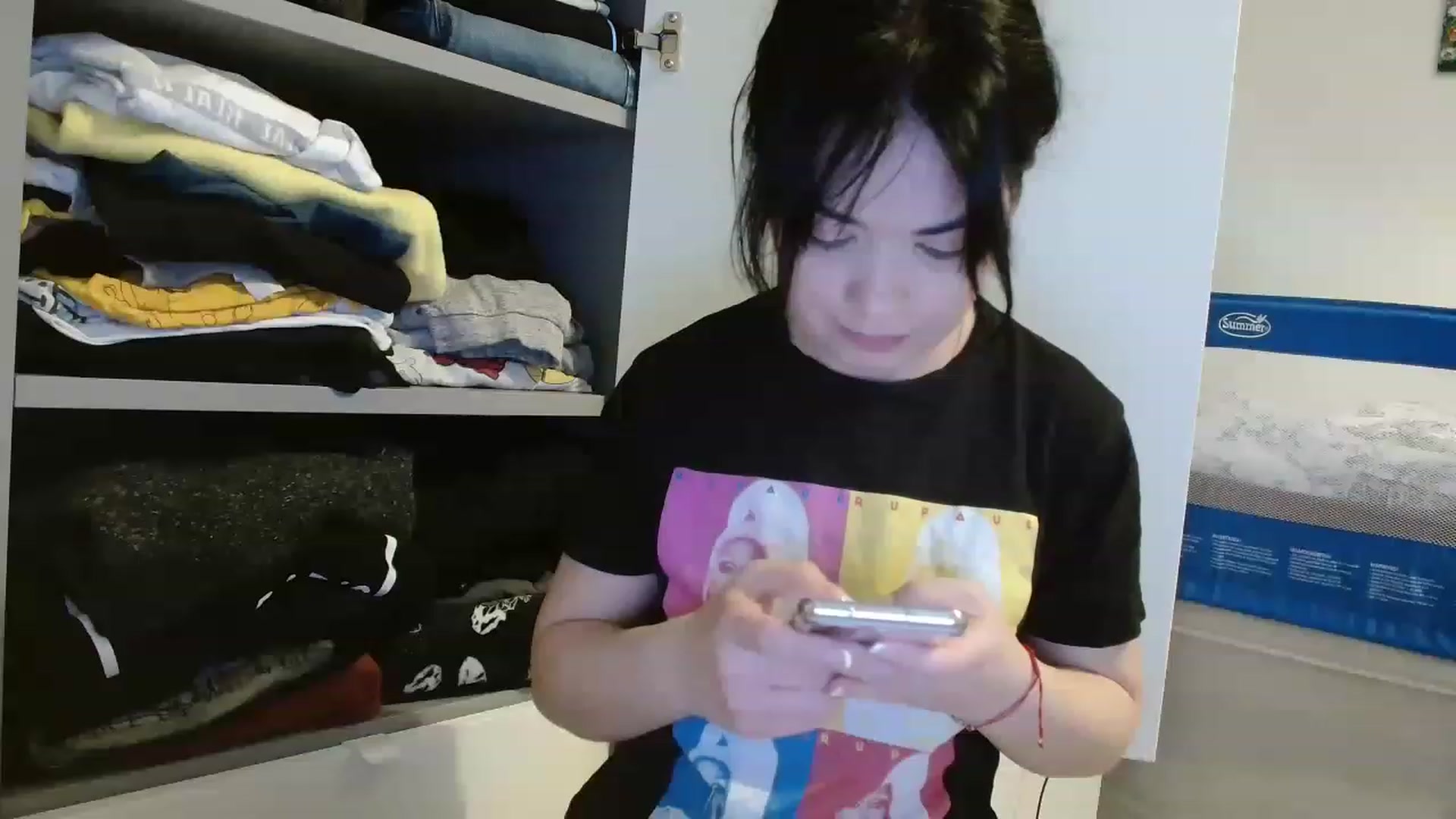 Gallery image thumbnail from Tessamenelly's myfreecams stream on, 05/10/2023, 14:51 image 13 of 20
