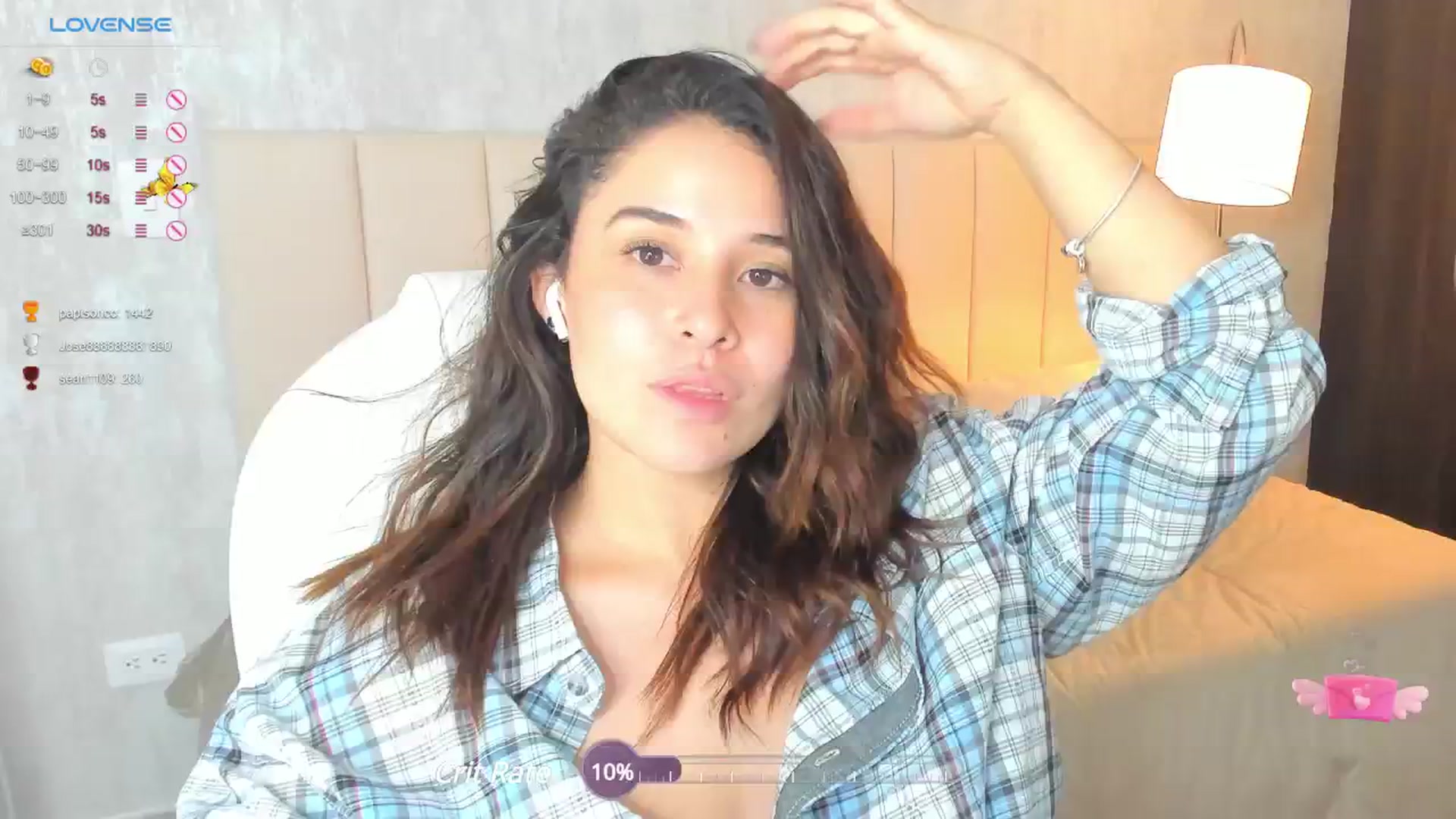 Gallery image thumbnail from Tesss's myfreecams stream on, 06/26/2024, 05:59 image 16 of 20
