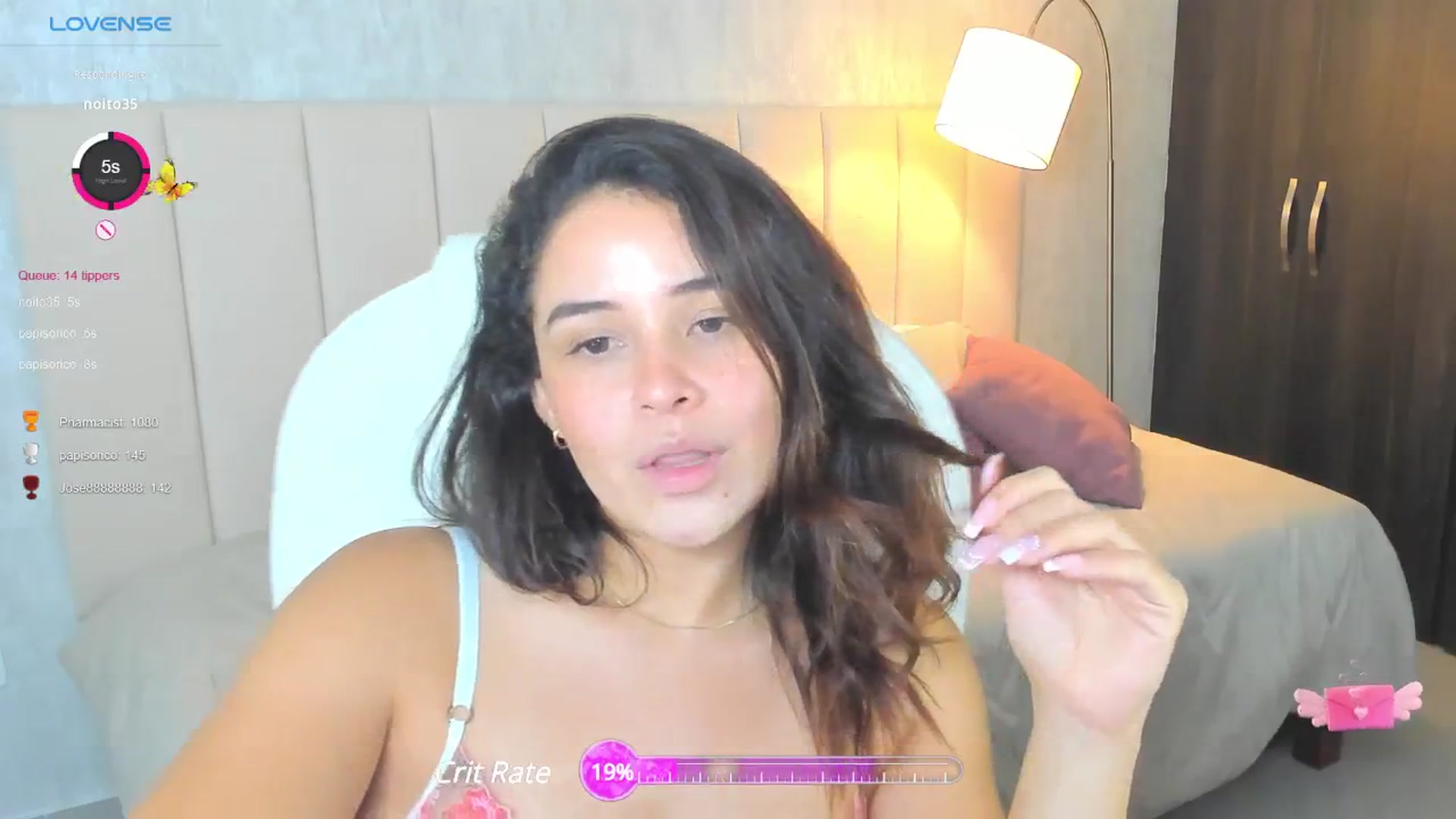 Gallery image thumbnail from Tesss's myfreecams stream on, 08/07/2024, 05:53 image 11 of 20