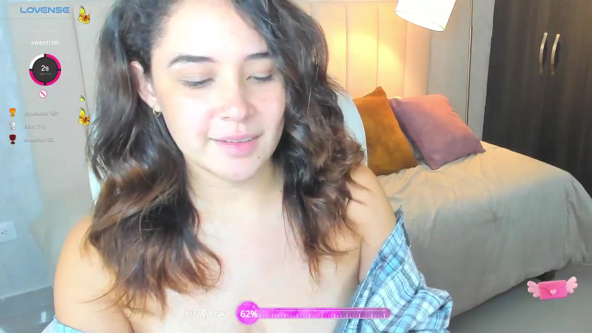 Gallery image thumbnail from Tesss's myfreecams stream on, 08/26/2024, 04:57 image 14 of 20