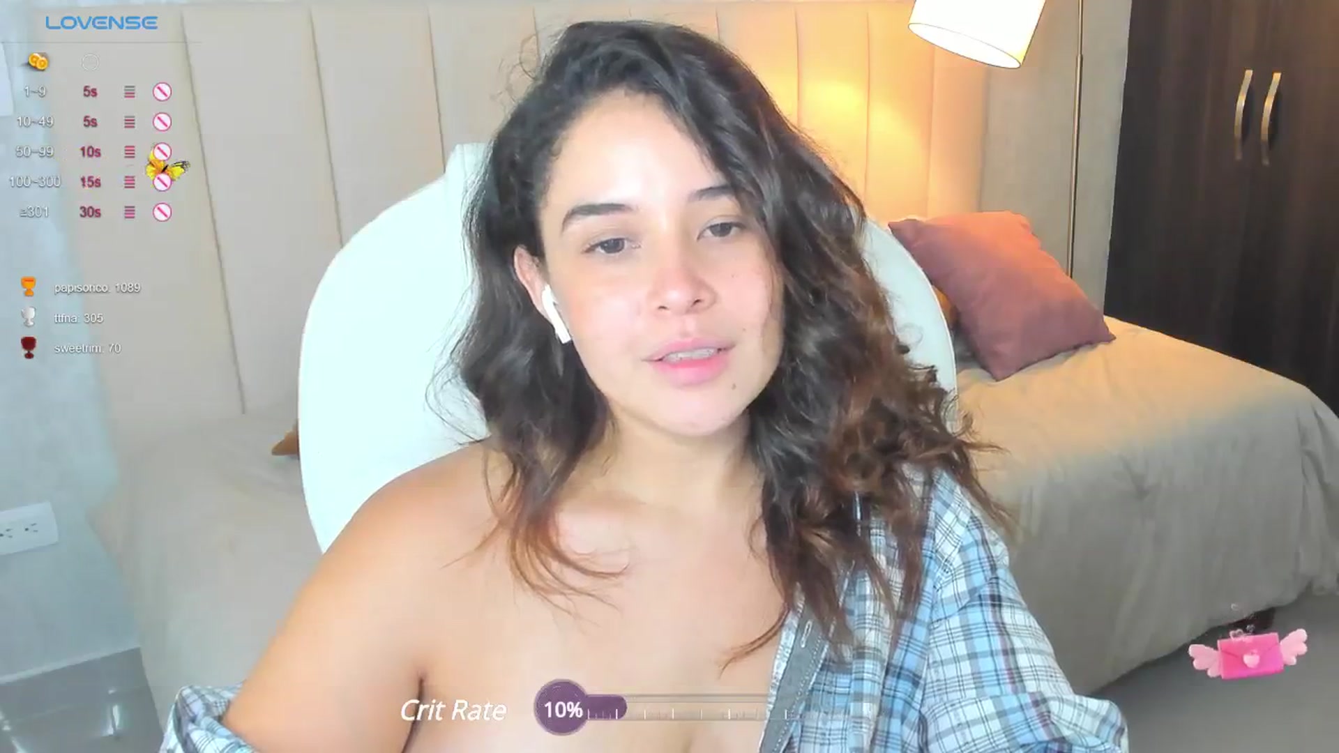 Gallery image thumbnail from Tesss's myfreecams stream on, 08/26/2024, 05:31 image 13 of 20