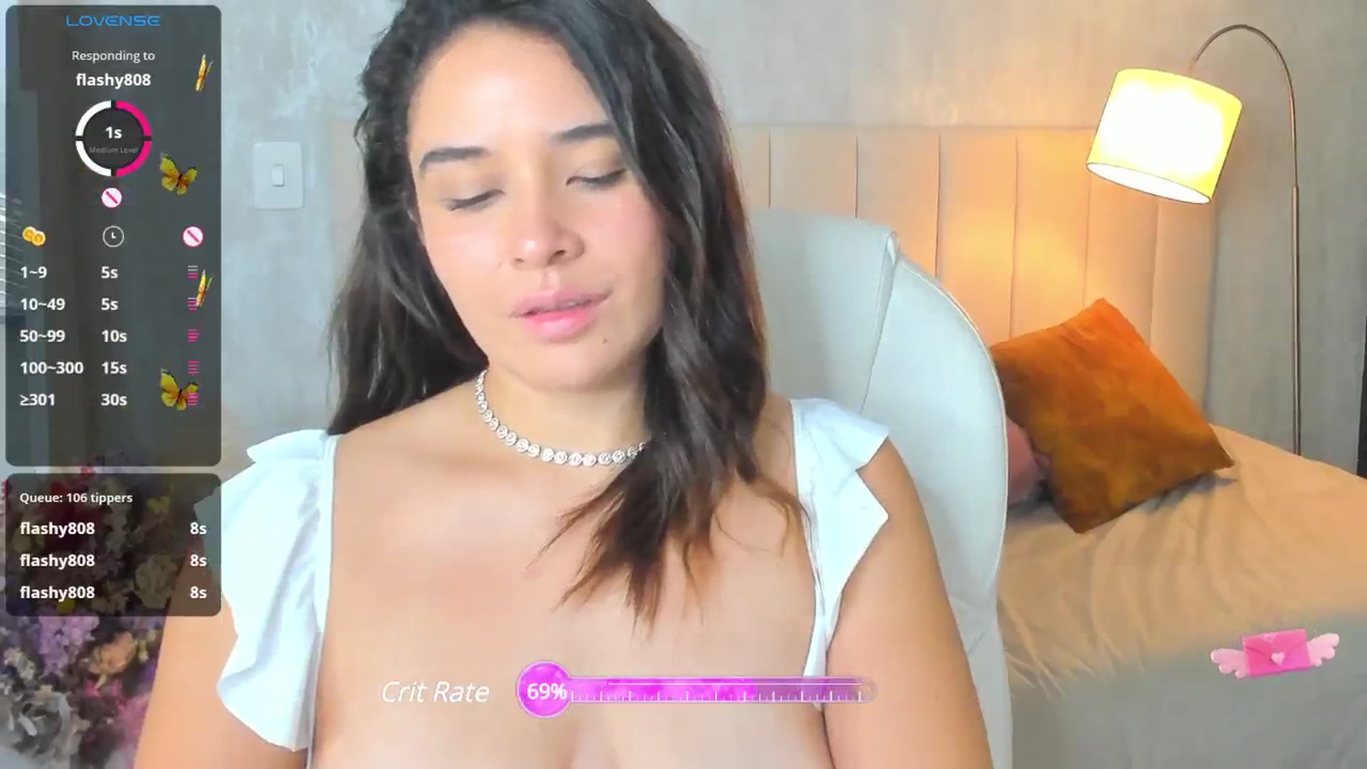 Gallery image thumbnail from Tesss's myfreecams stream on, 11/25/2024, 04:03 image 10 of 20