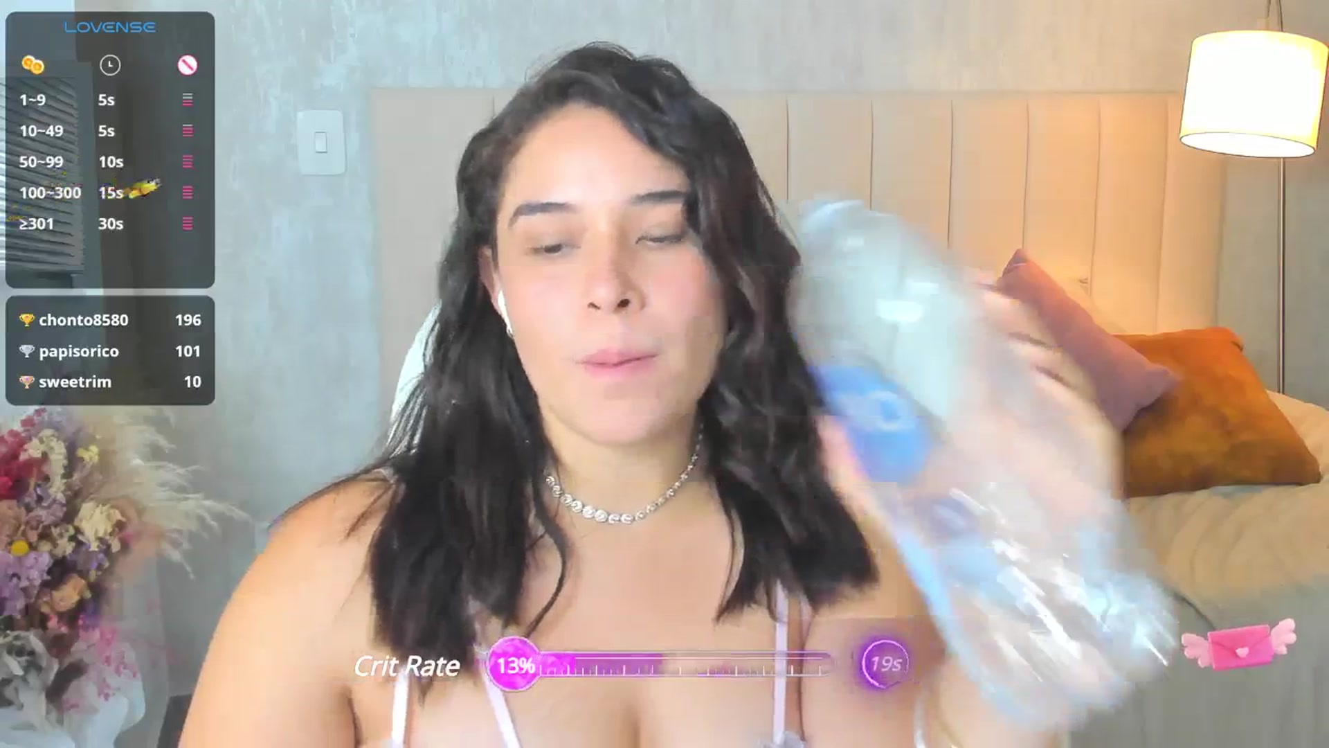 Gallery image thumbnail from Tesss's myfreecams stream on, 01/06/2025, 05:20 image 10 of 20