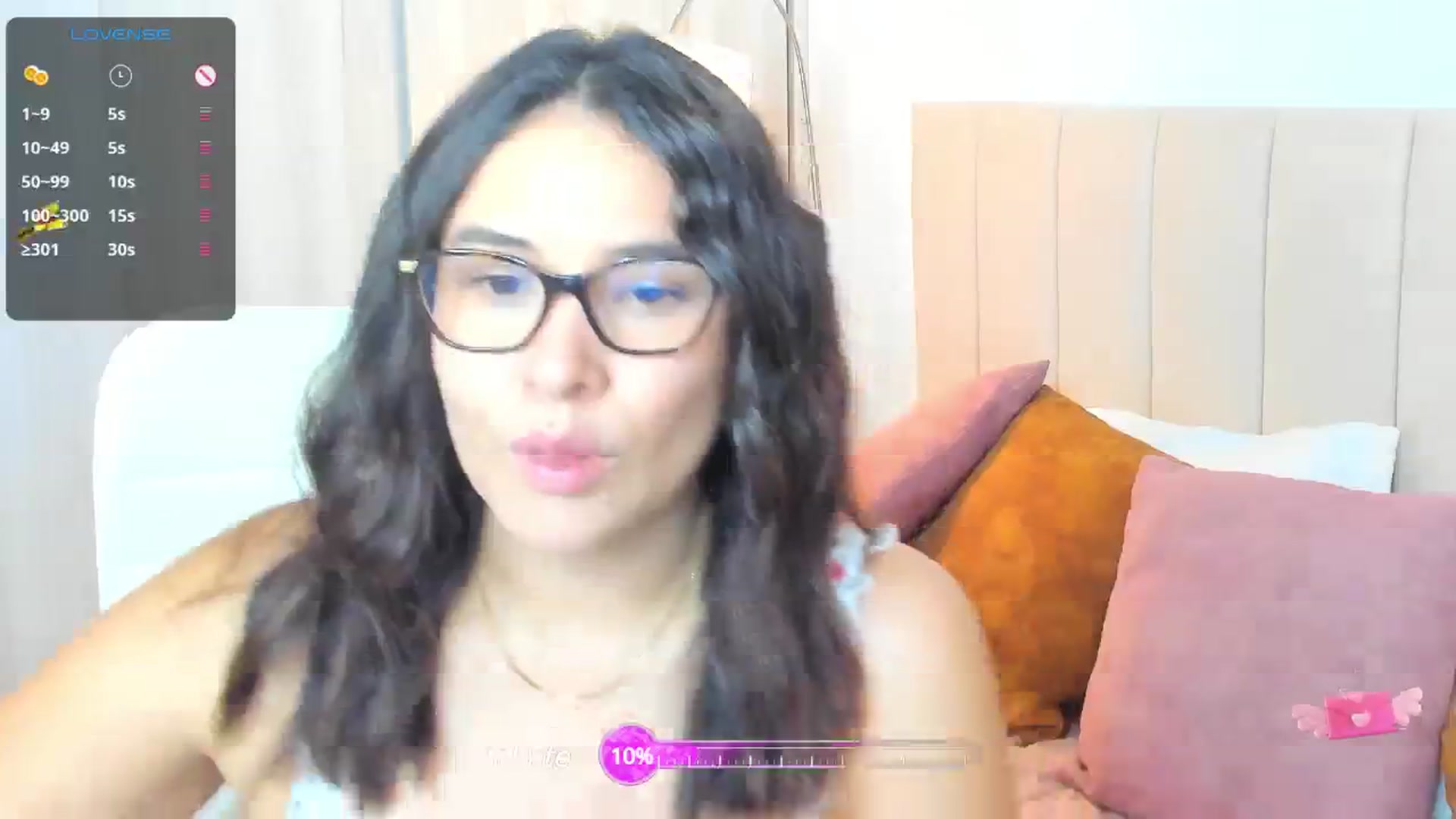 Gallery image thumbnail from Tesss's myfreecams stream on, 05/05/2025, 03:18 image 11 of 20