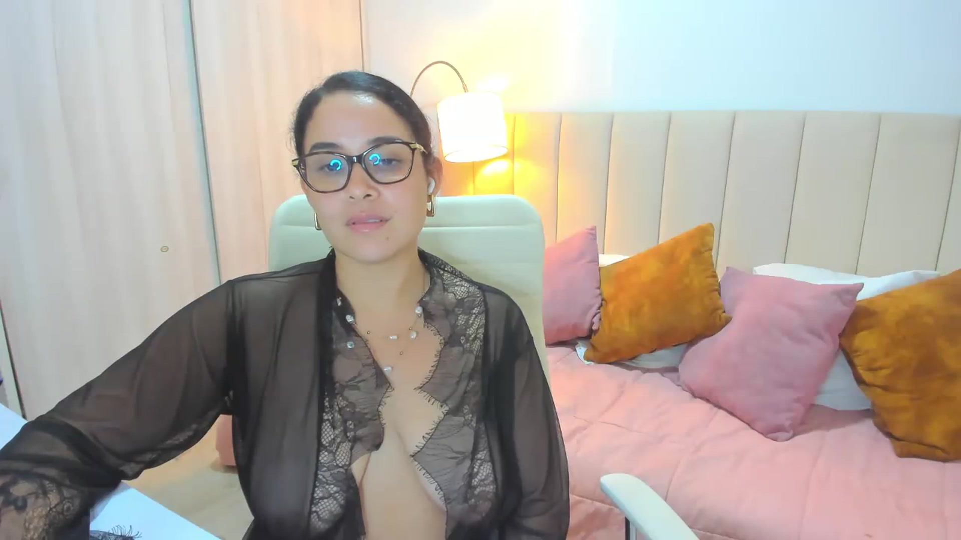 Gallery image thumbnail from Tesss's myfreecams stream on, 07/02/2026, 06:42 image 11 of 20