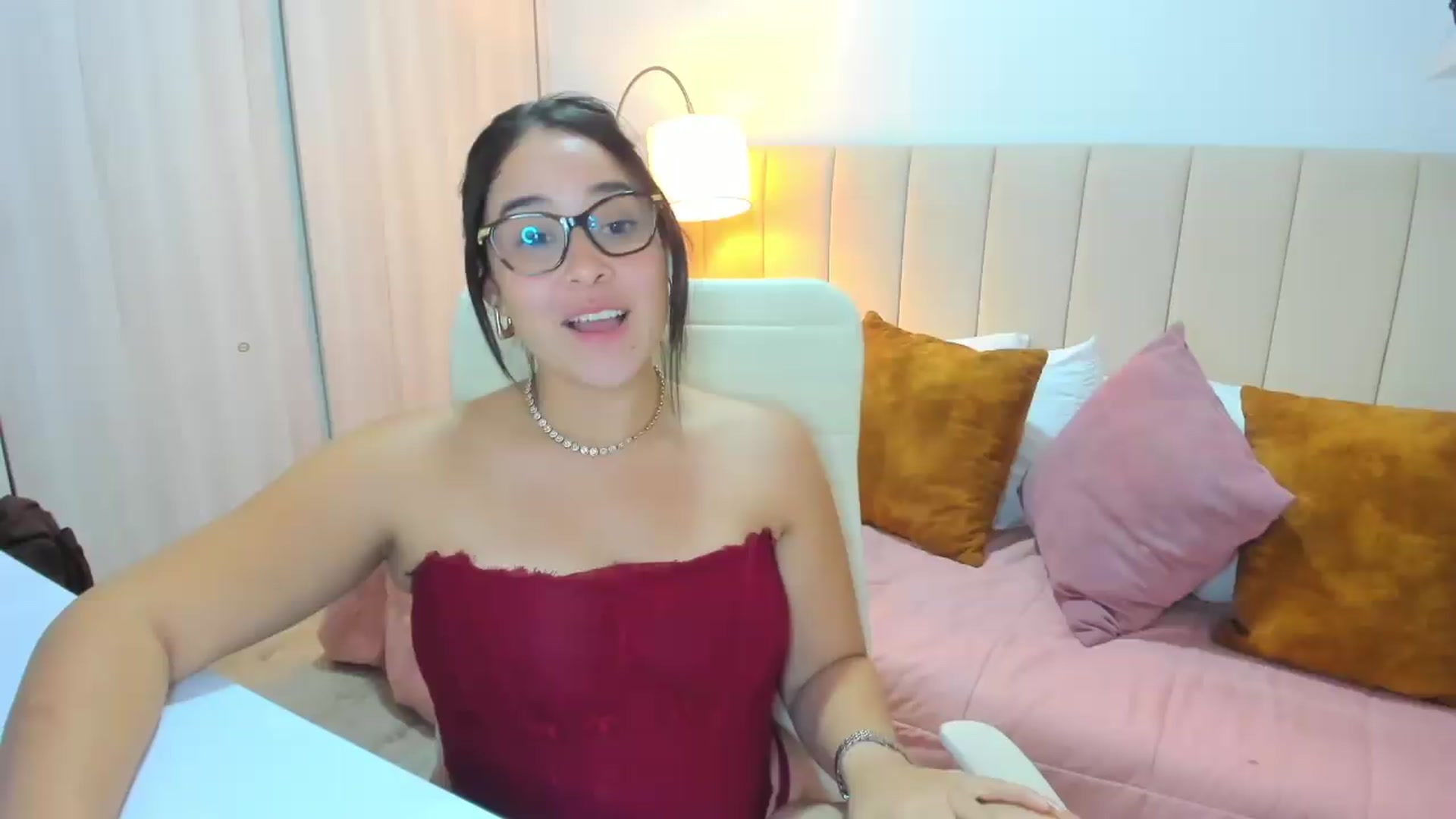Gallery image thumbnail from Tesss's myfreecams stream on, 07/20/2026, 07:11 image 14 of 20
