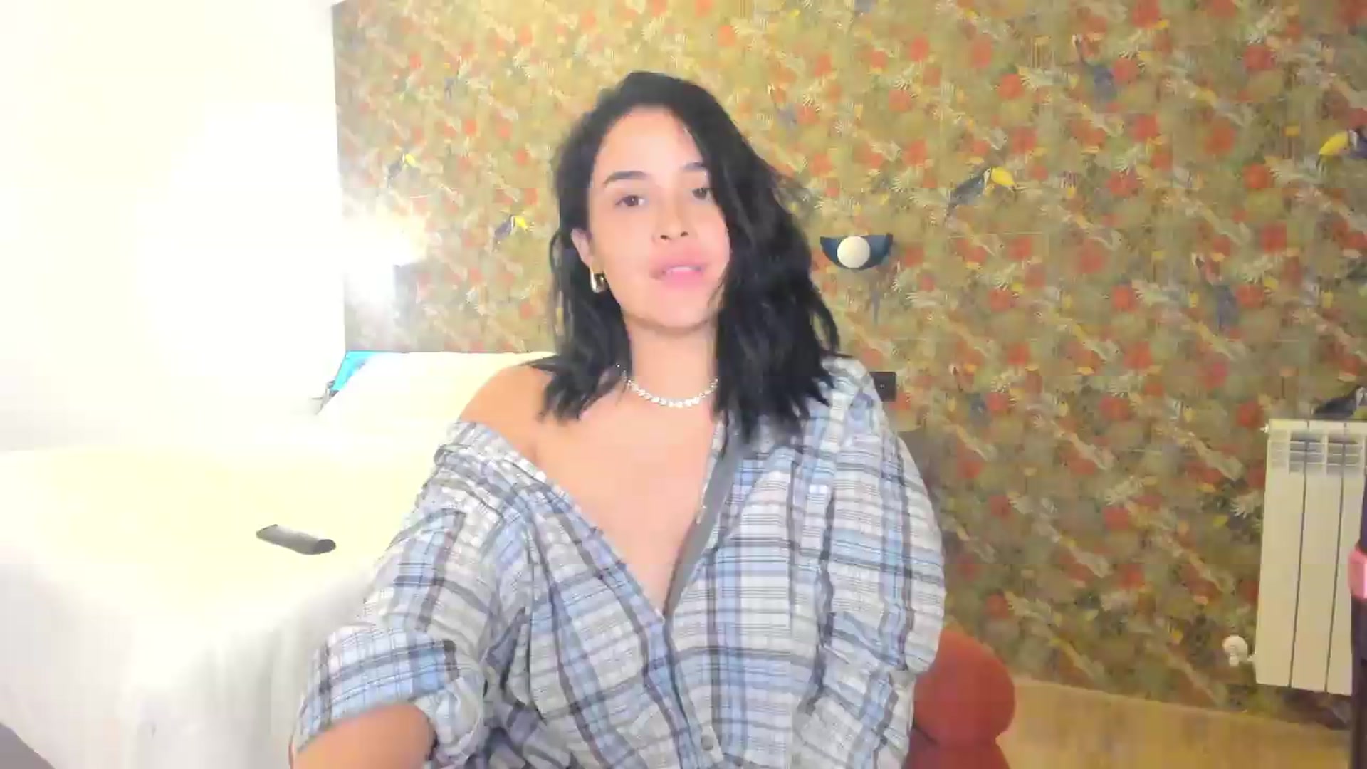 Gallery image thumbnail from Tesss's myfreecams stream on, 08/18/2026, 06:28 image 6 of 20