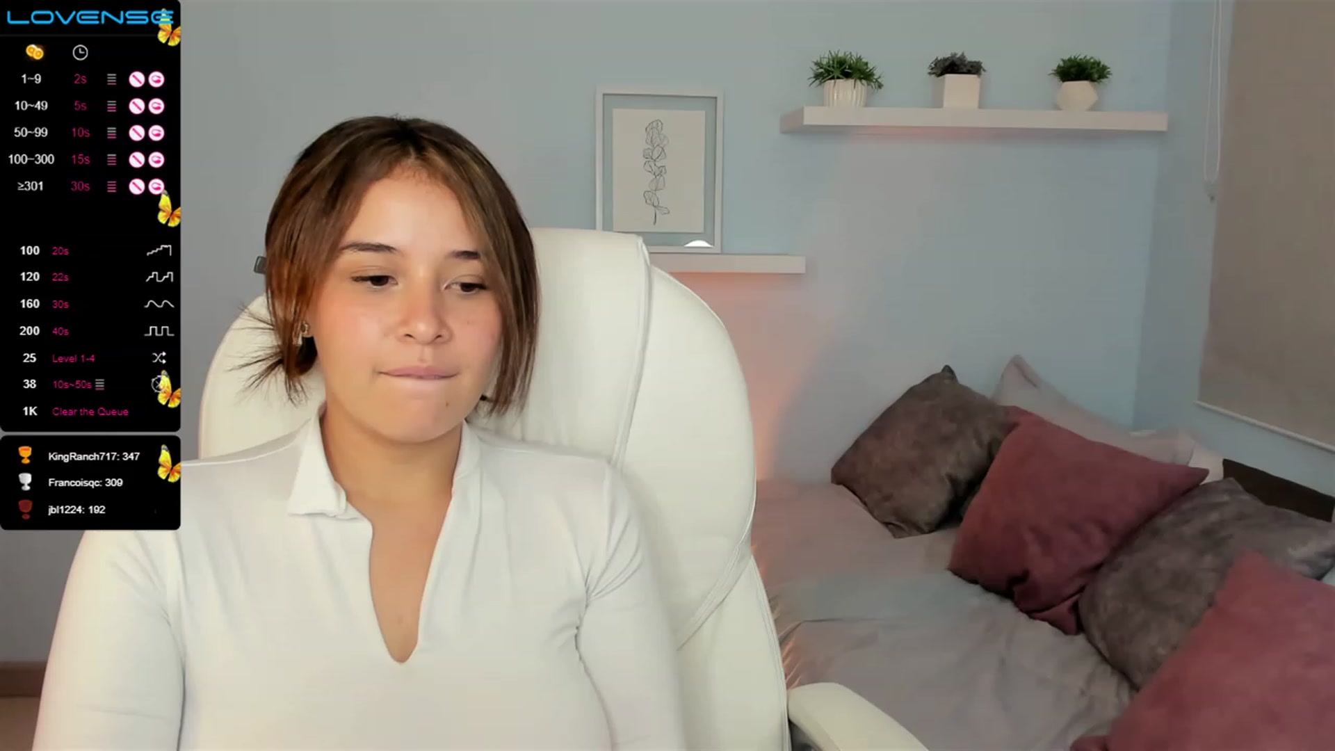 Gallery image thumbnail from Tesss_baby's myfreecams stream on, 11/14/2022, 11:17 image 1 of 20