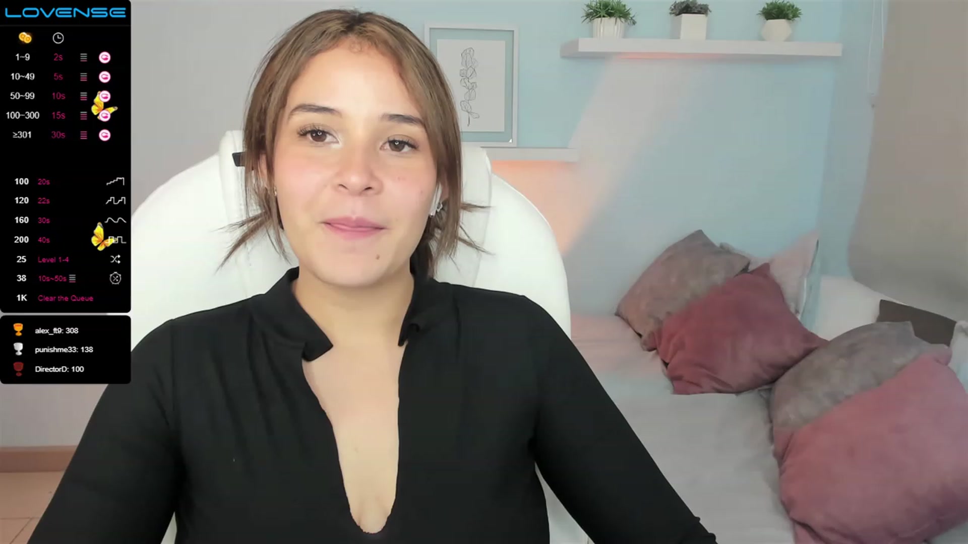 Gallery image thumbnail from Tesss_baby's myfreecams stream on, 11/19/2022, 07:53 image 17 of 20
