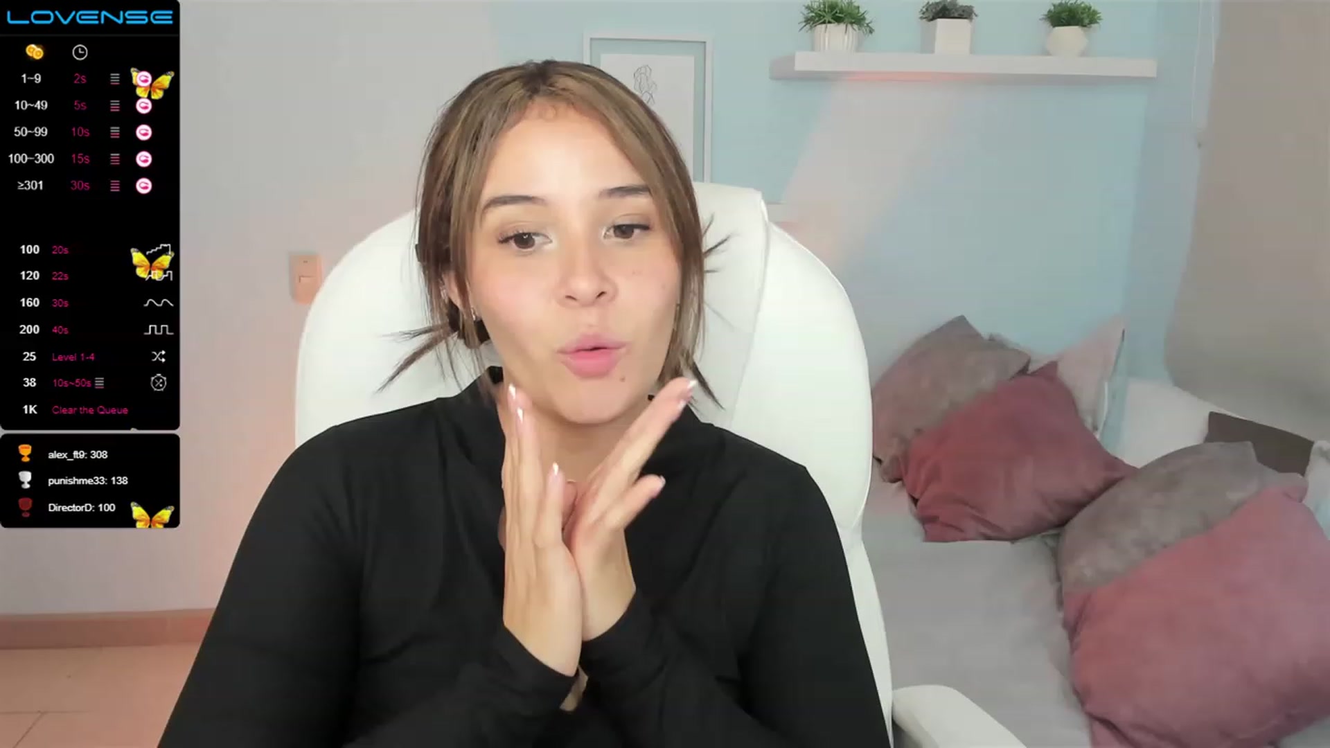 Gallery image thumbnail from Tesss_baby's myfreecams stream on, 11/19/2022, 07:53 image 12 of 20