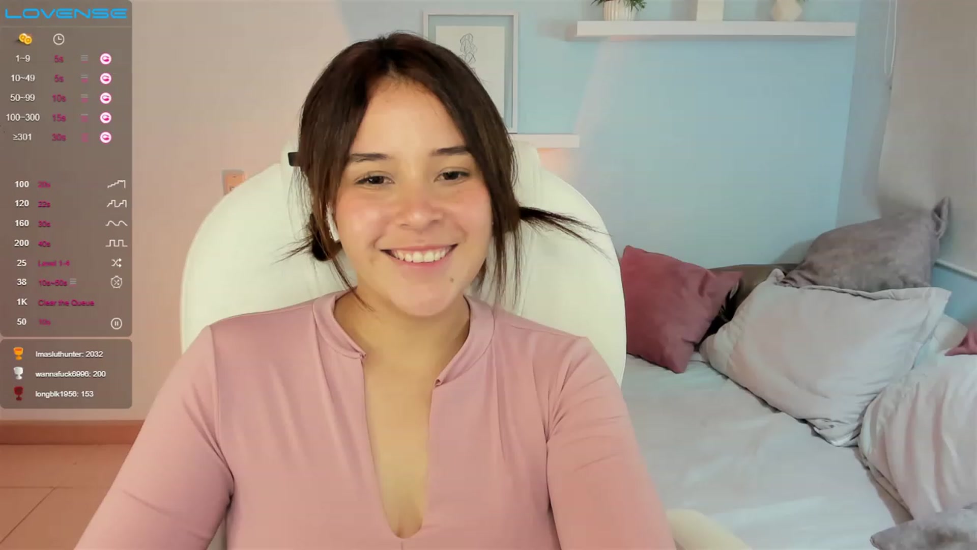 Gallery image thumbnail from Tesss_baby's myfreecams stream on, 01/25/2023, 10:34 image 8 of 20