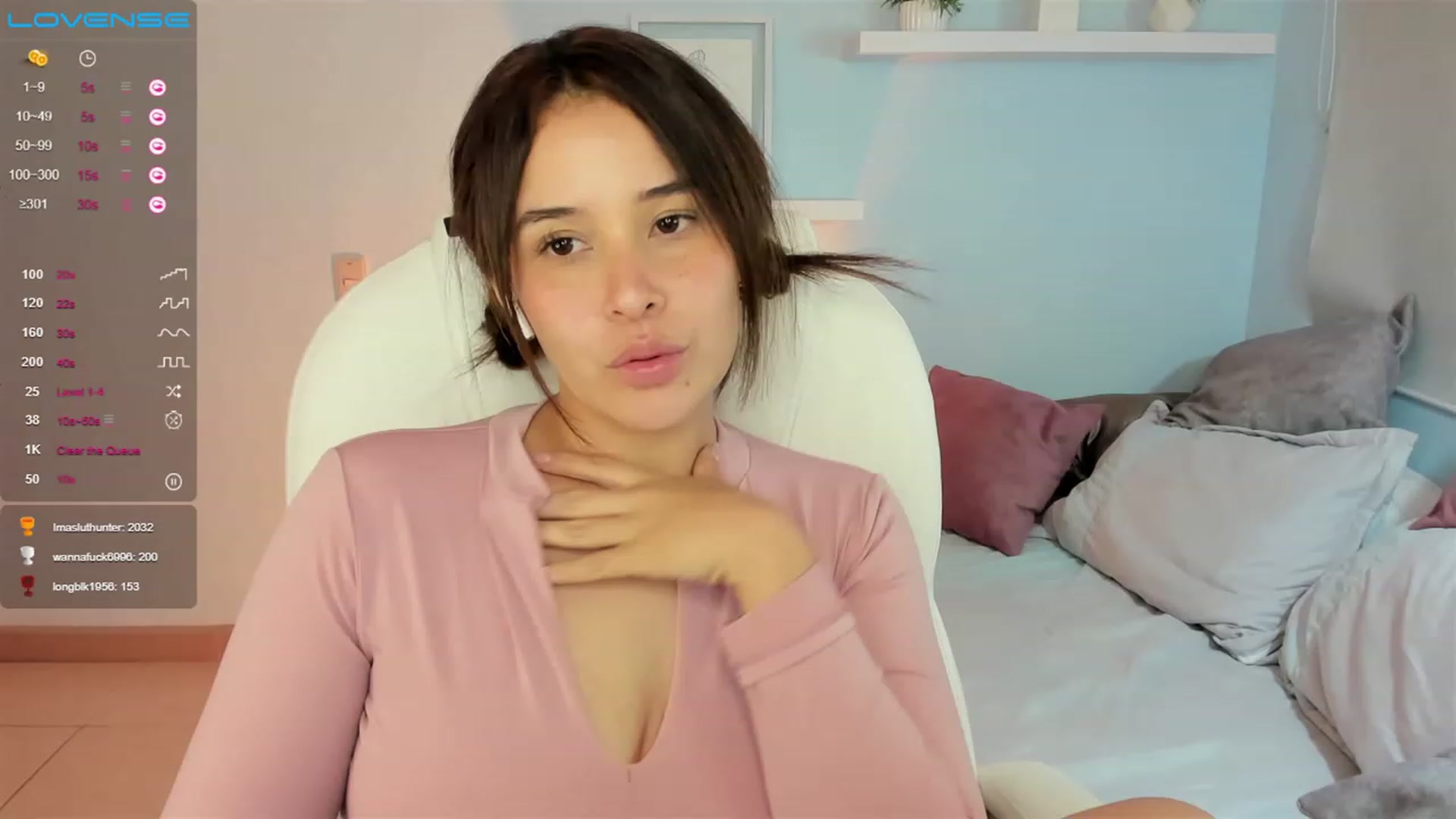 Gallery image thumbnail from Tesss_baby's myfreecams stream on, 01/25/2023, 10:34 image 17 of 20