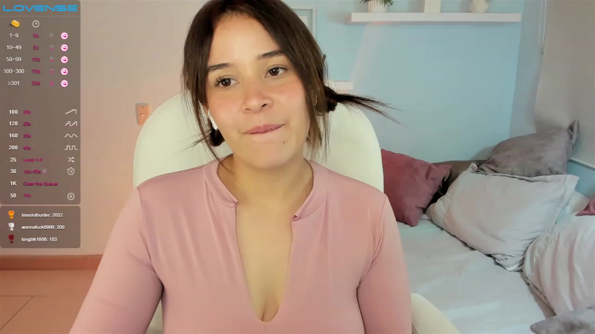 Gallery image thumbnail from Tesss_baby's myfreecams stream on, 01/25/2023, 10:34 image 4 of 20