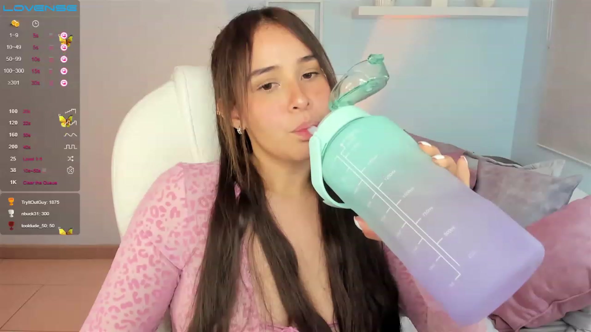 Gallery image thumbnail from Tesss_baby's myfreecams stream on, 02/13/2023, 06:49 image 13 of 20