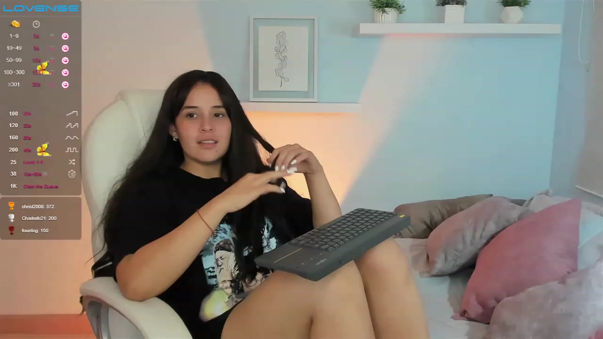 Gallery image thumbnail from Tesss_baby's myfreecams stream on, 02/25/2023, 10:53 image 20 of 20
