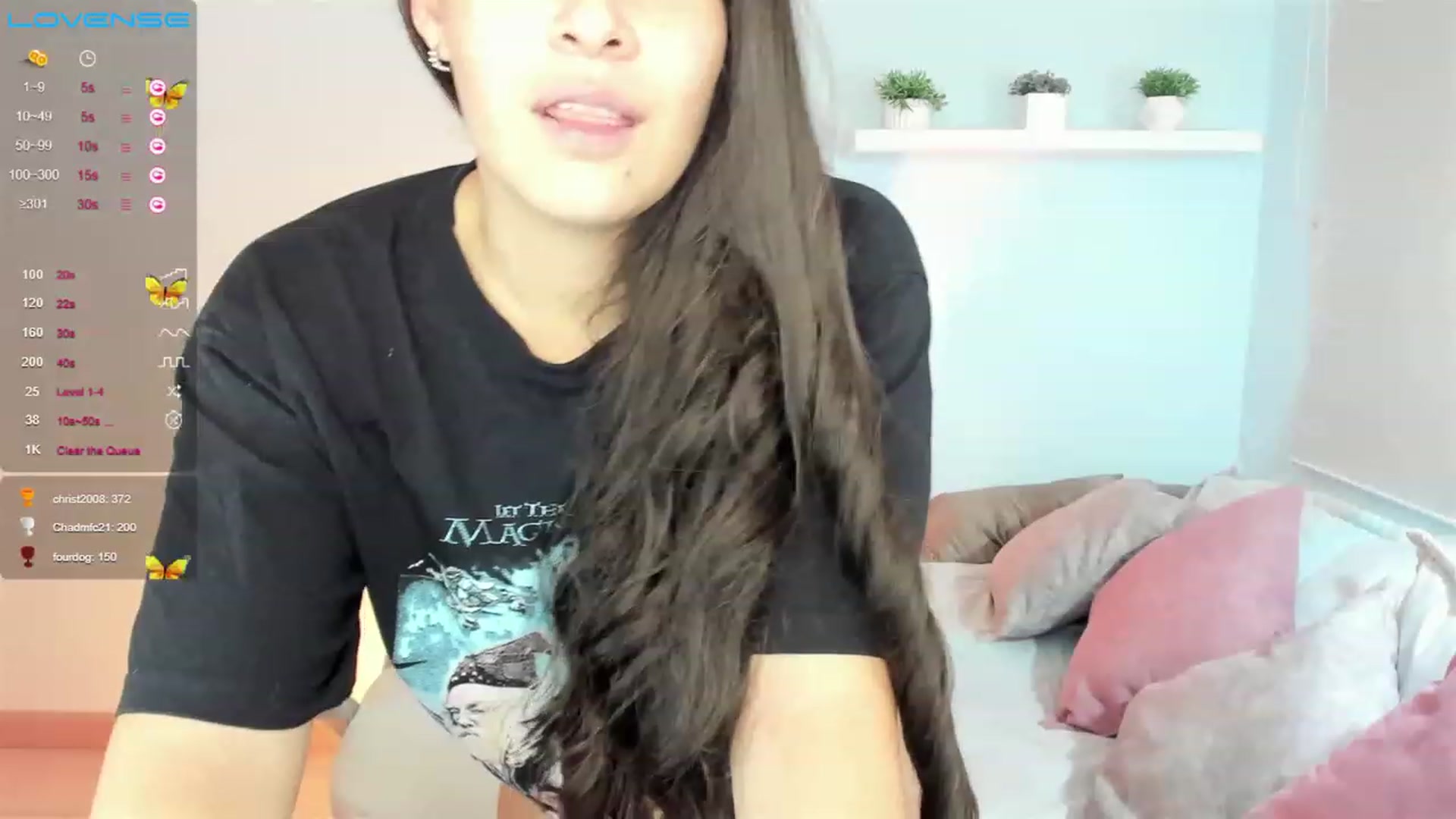 Gallery image thumbnail from Tesss_baby's myfreecams stream on, 02/25/2023, 10:53 image 11 of 20