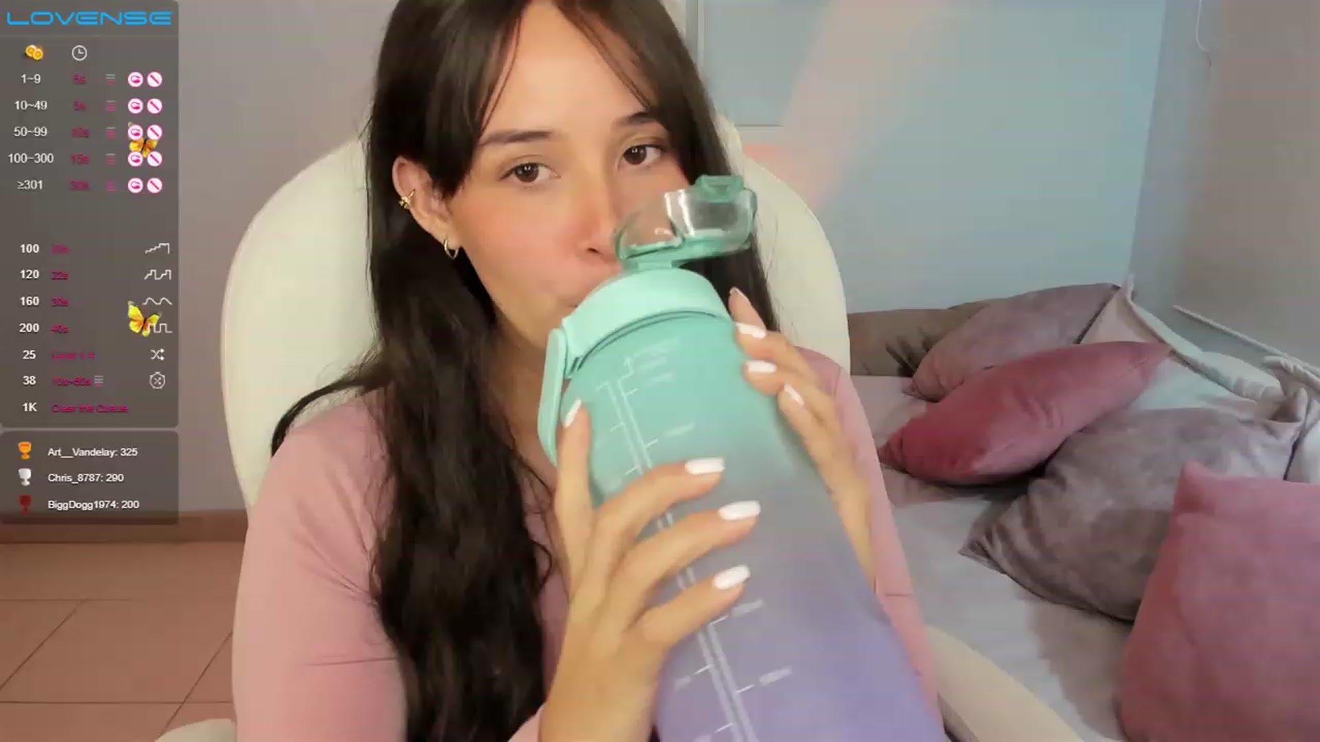 Gallery image thumbnail from Tesss_baby's myfreecams stream on, 03/06/2023, 07:53 image 6 of 20