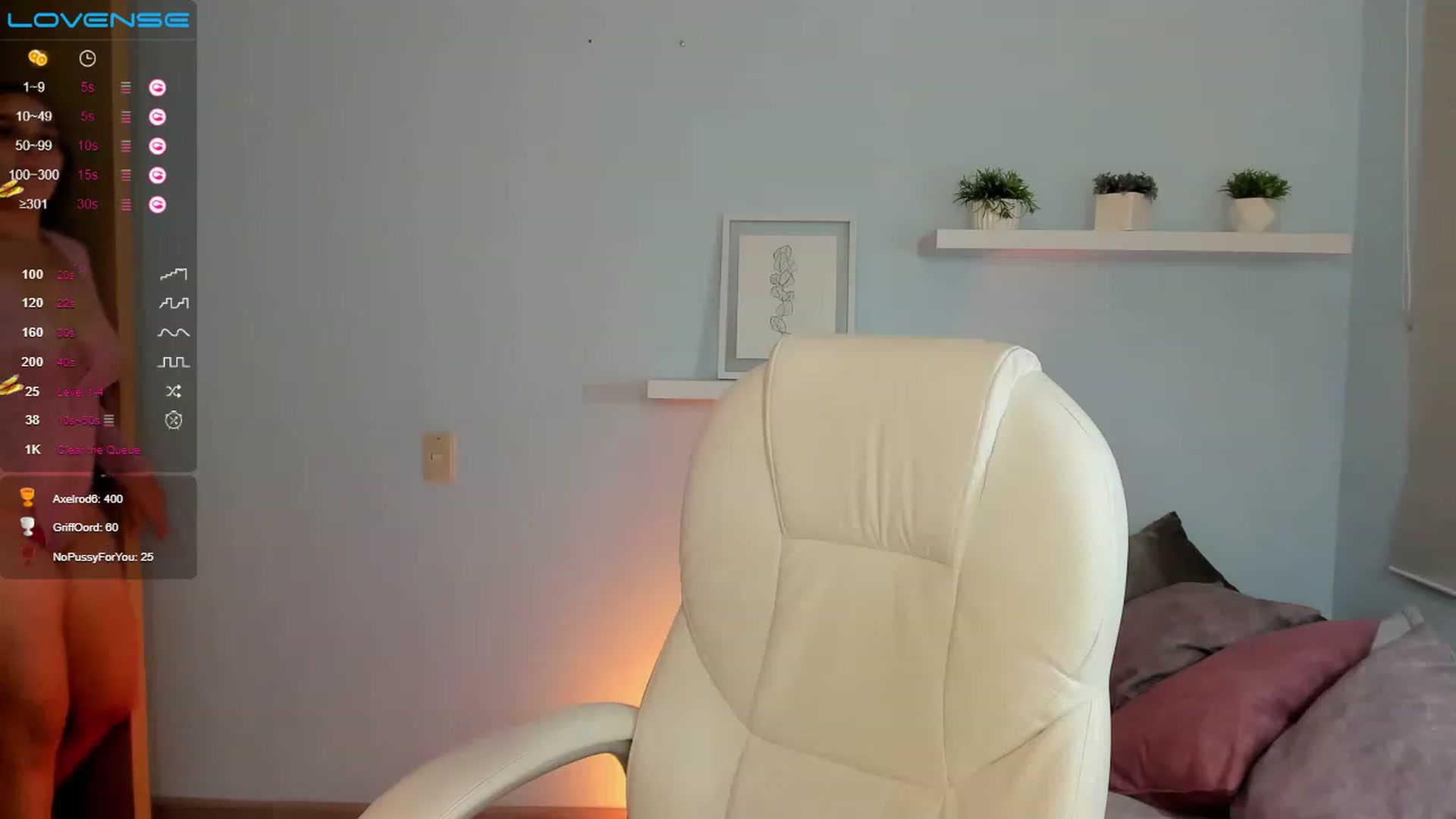 Gallery image thumbnail from Tesss_baby's myfreecams stream on, 03/28/2023, 09:00 image 14 of 20