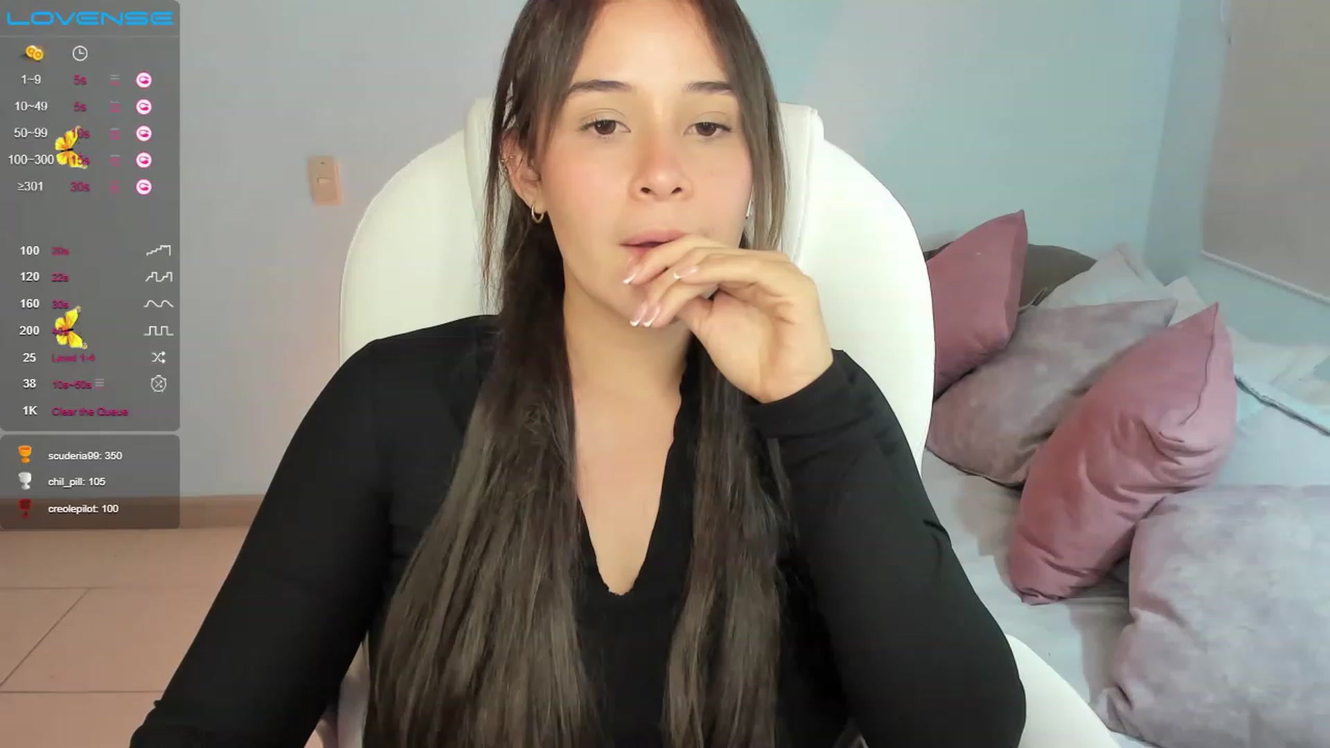 Gallery image thumbnail from Tesss_baby's myfreecams stream on, 03/31/2023, 09:50 image 6 of 20